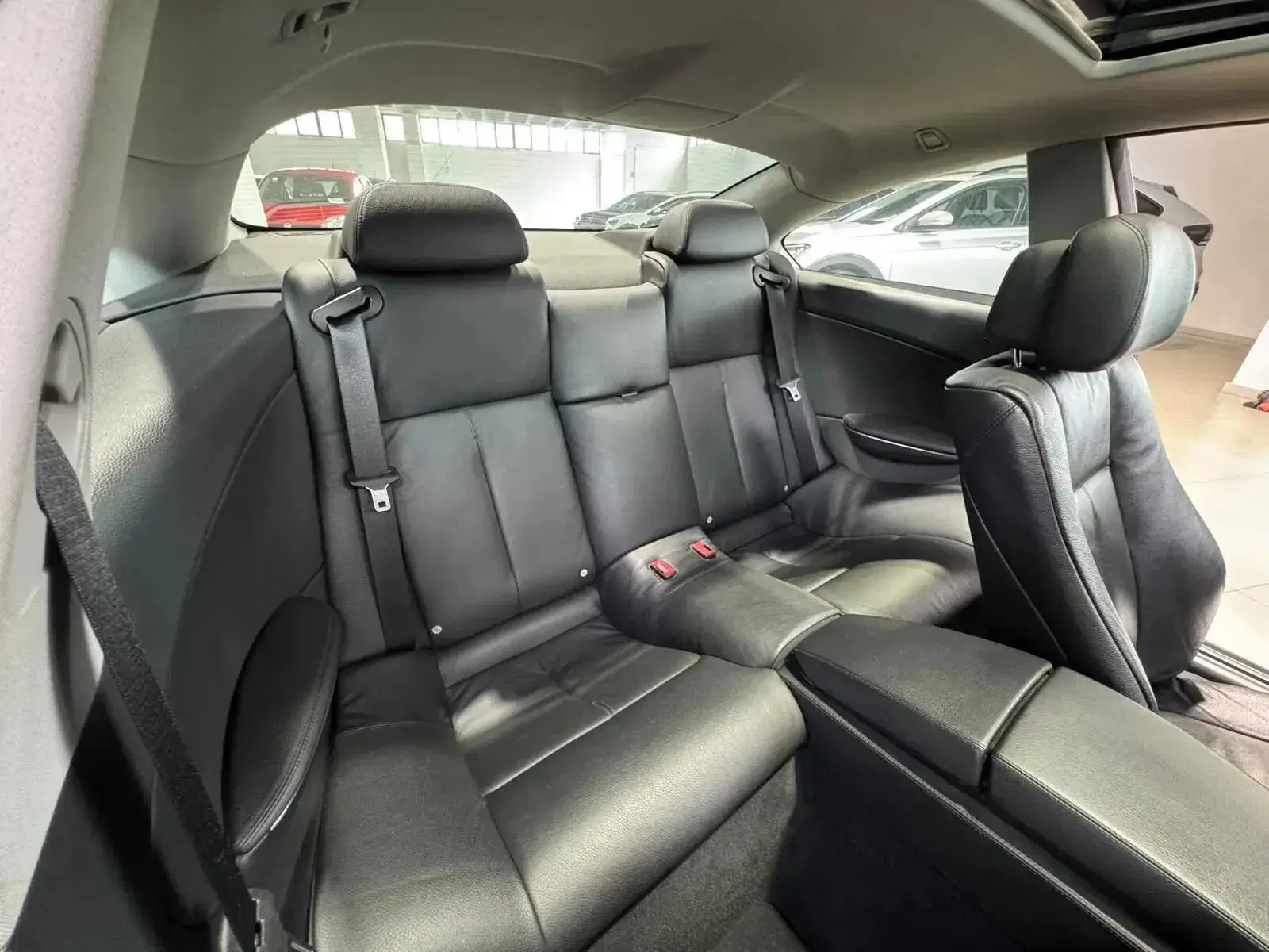 BMW 630 i Aut. 22