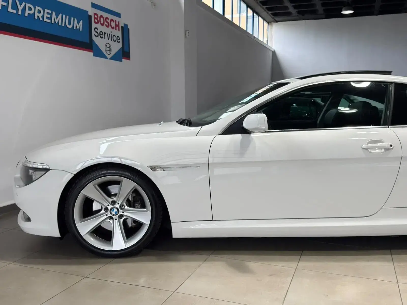 BMW 630 i Aut. 32