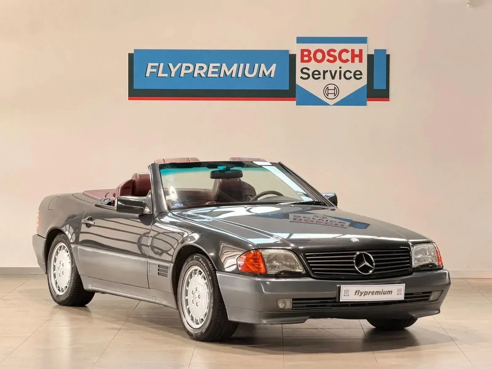Mercedes-Benz SL 500 Standard 1
