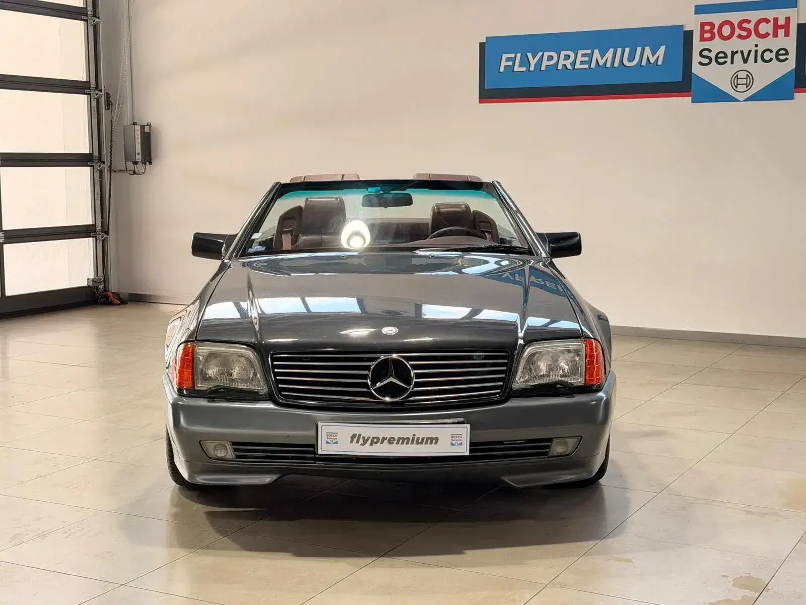 Mercedes-Benz SL 500 Standard 16