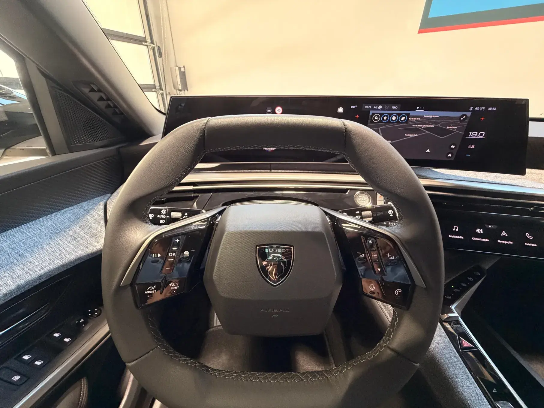 Peugeot 3008 1.2 Hybrid Allure Pack e-DCS6 5