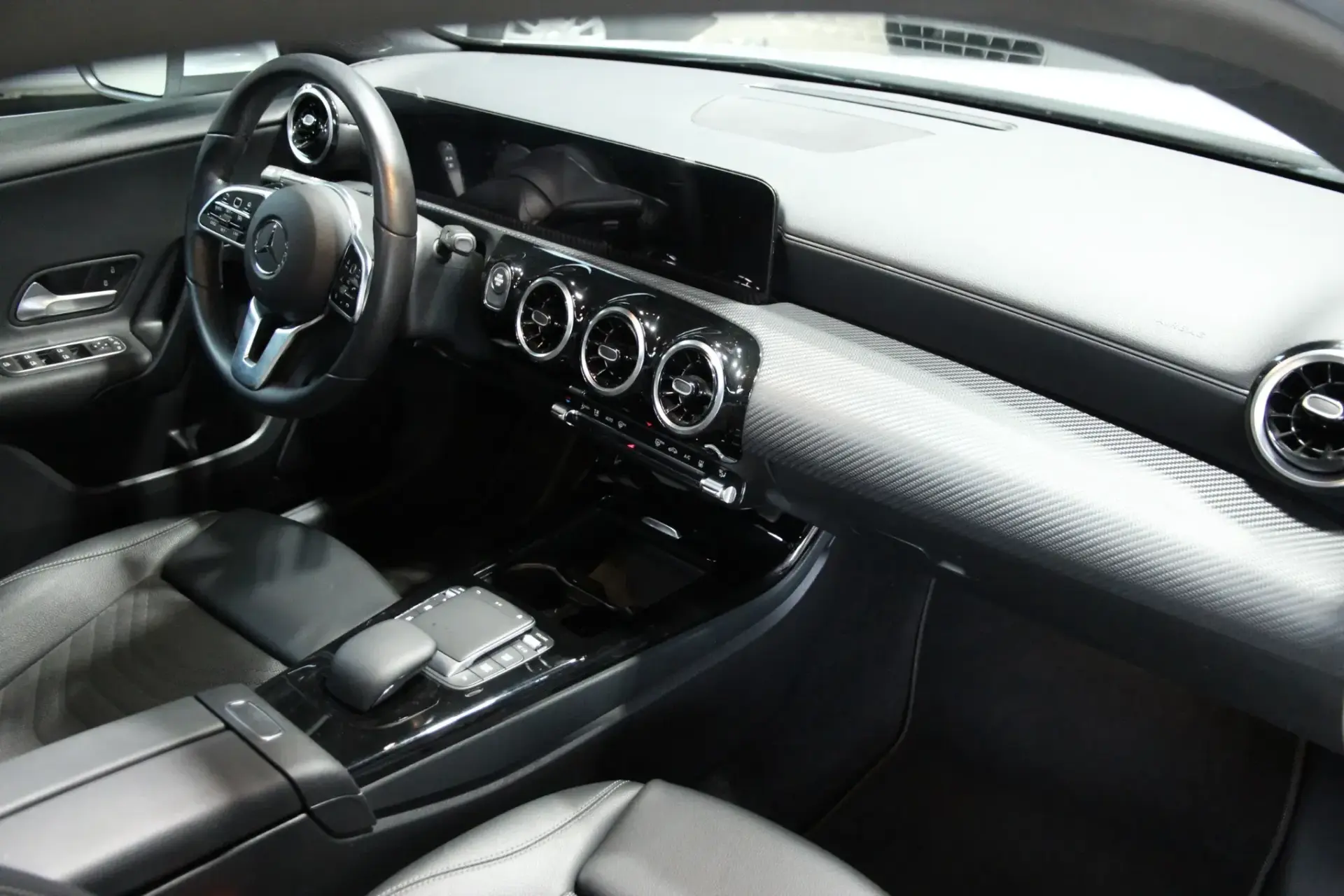 Mercedes-Benz A 250 e Style Plus 3