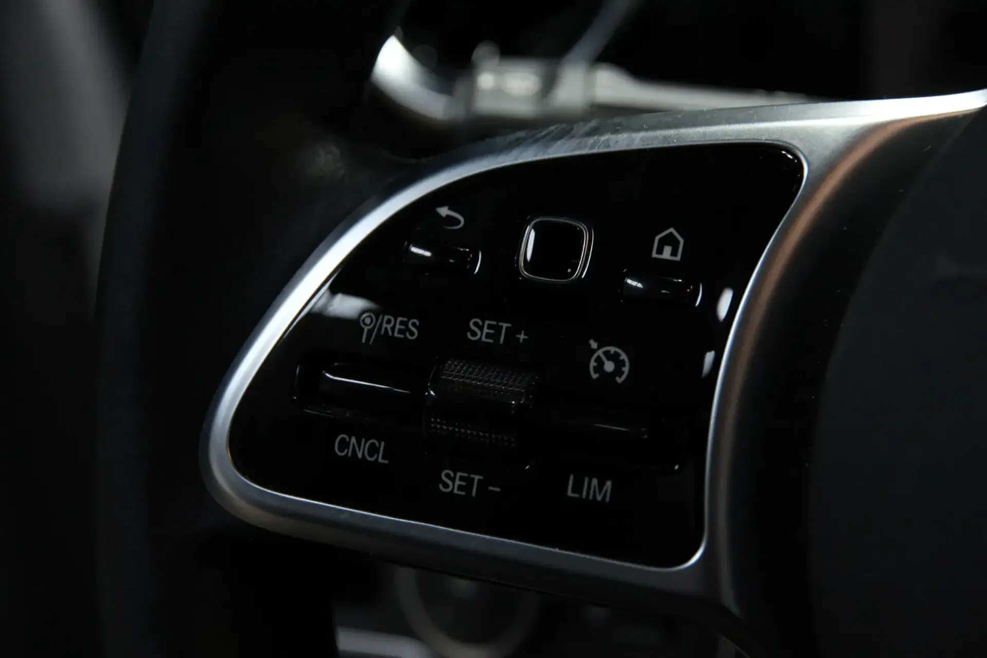 Mercedes-Benz A 250 e Style Plus 9