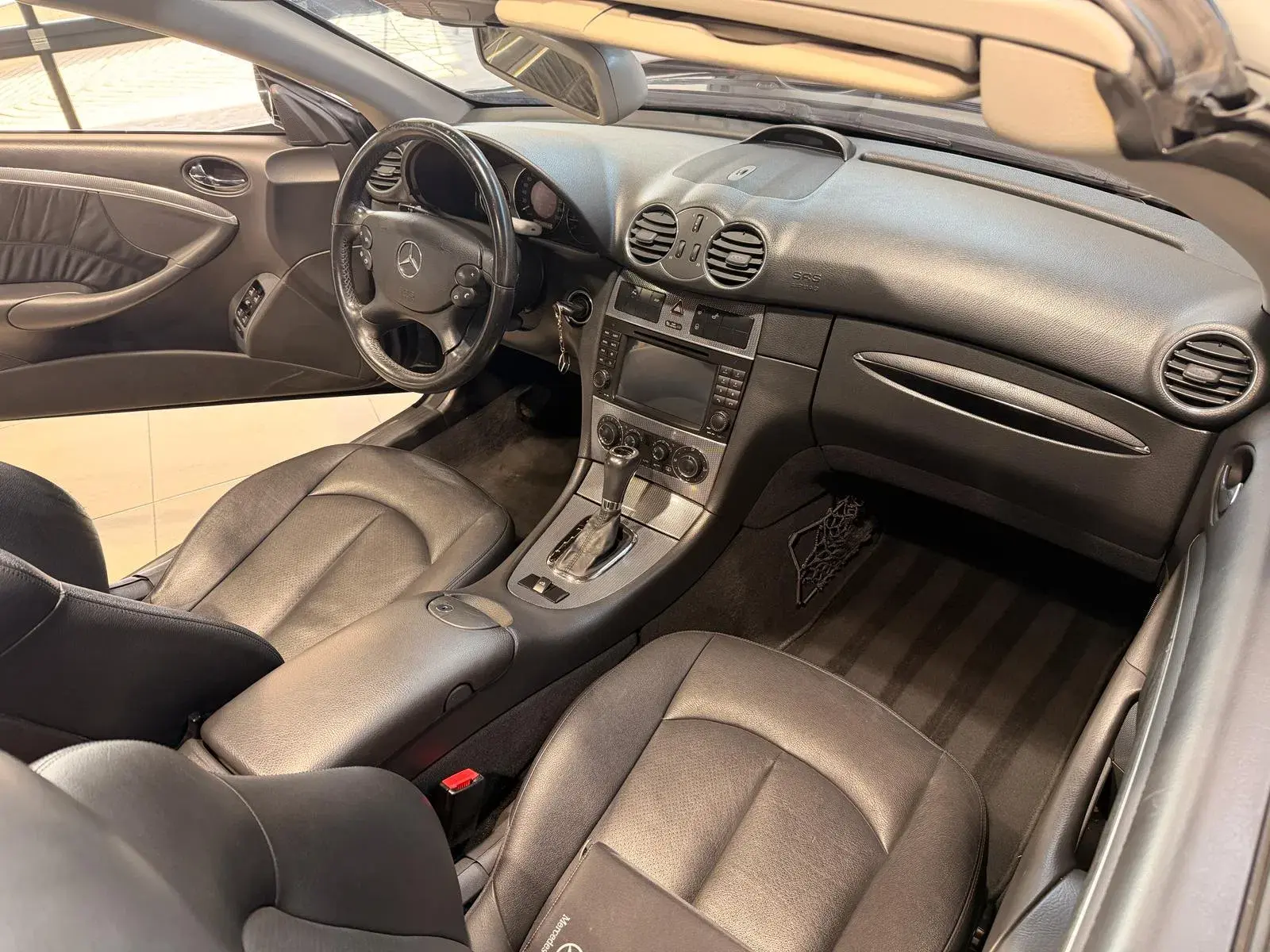 Mercedes-Benz CLK 200 K Avantgarde Aut. 3