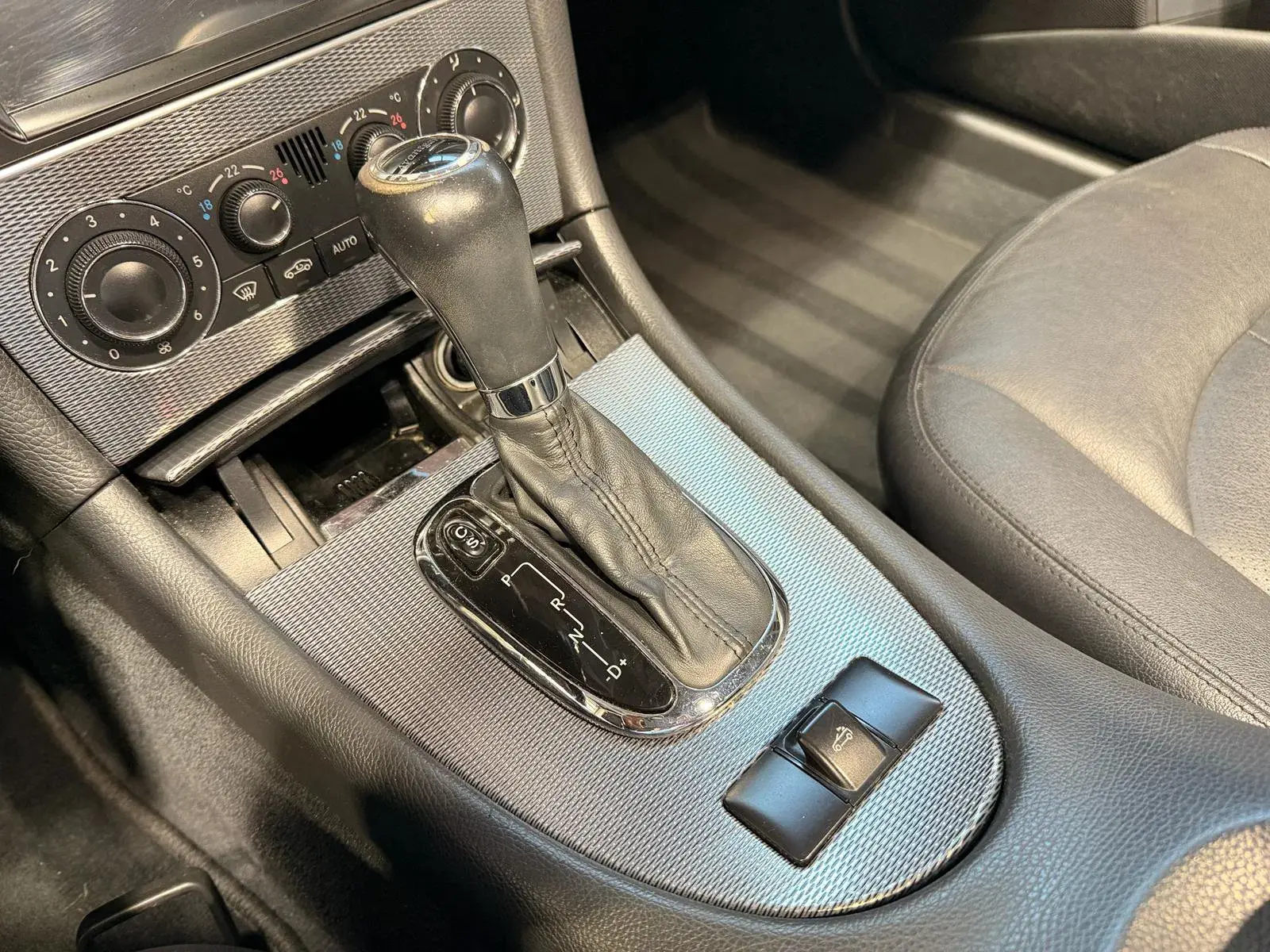 Mercedes-Benz CLK 200 K Avantgarde Aut. 15