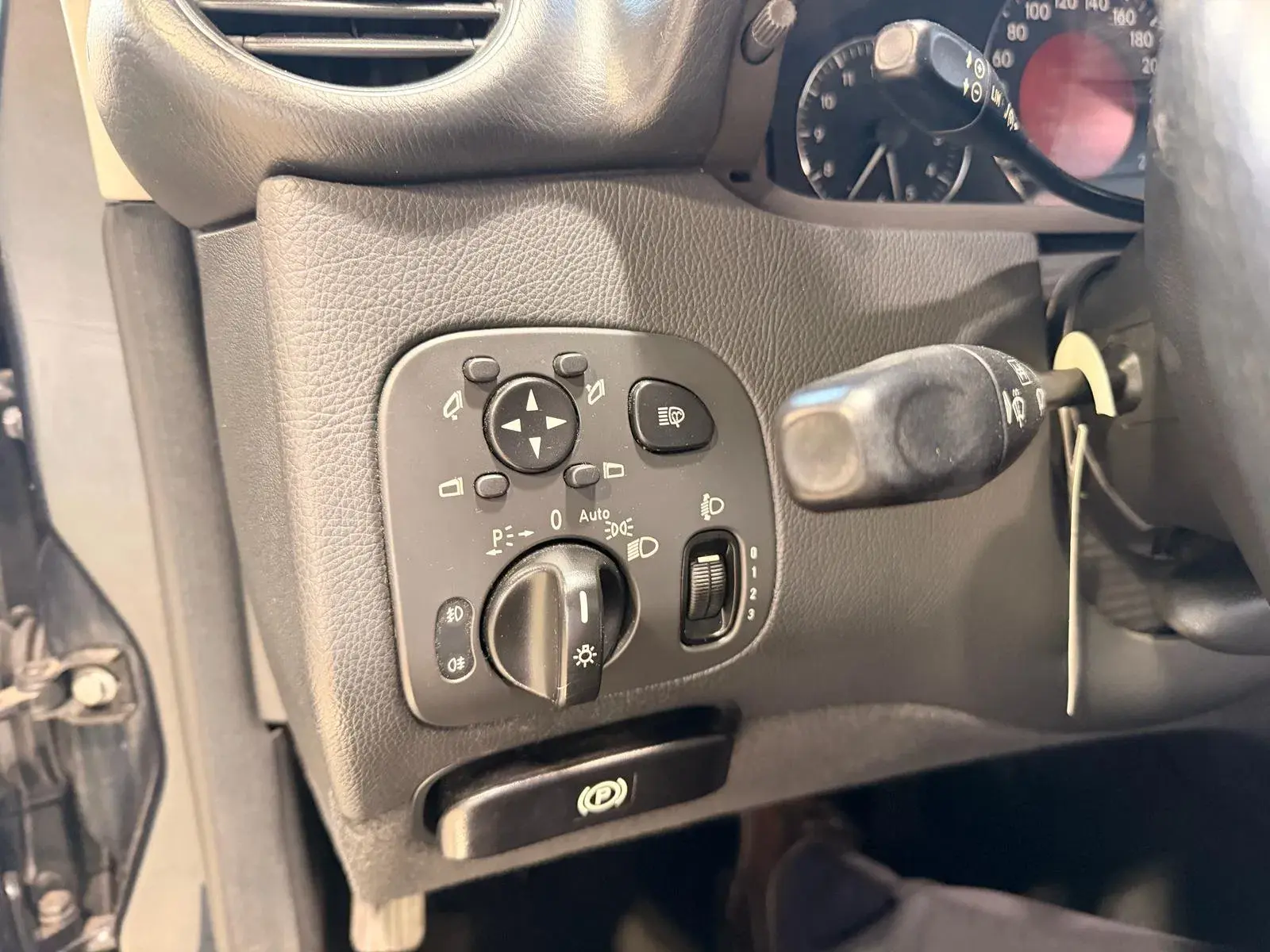 Mercedes-Benz CLK 200 K Avantgarde Aut. 16