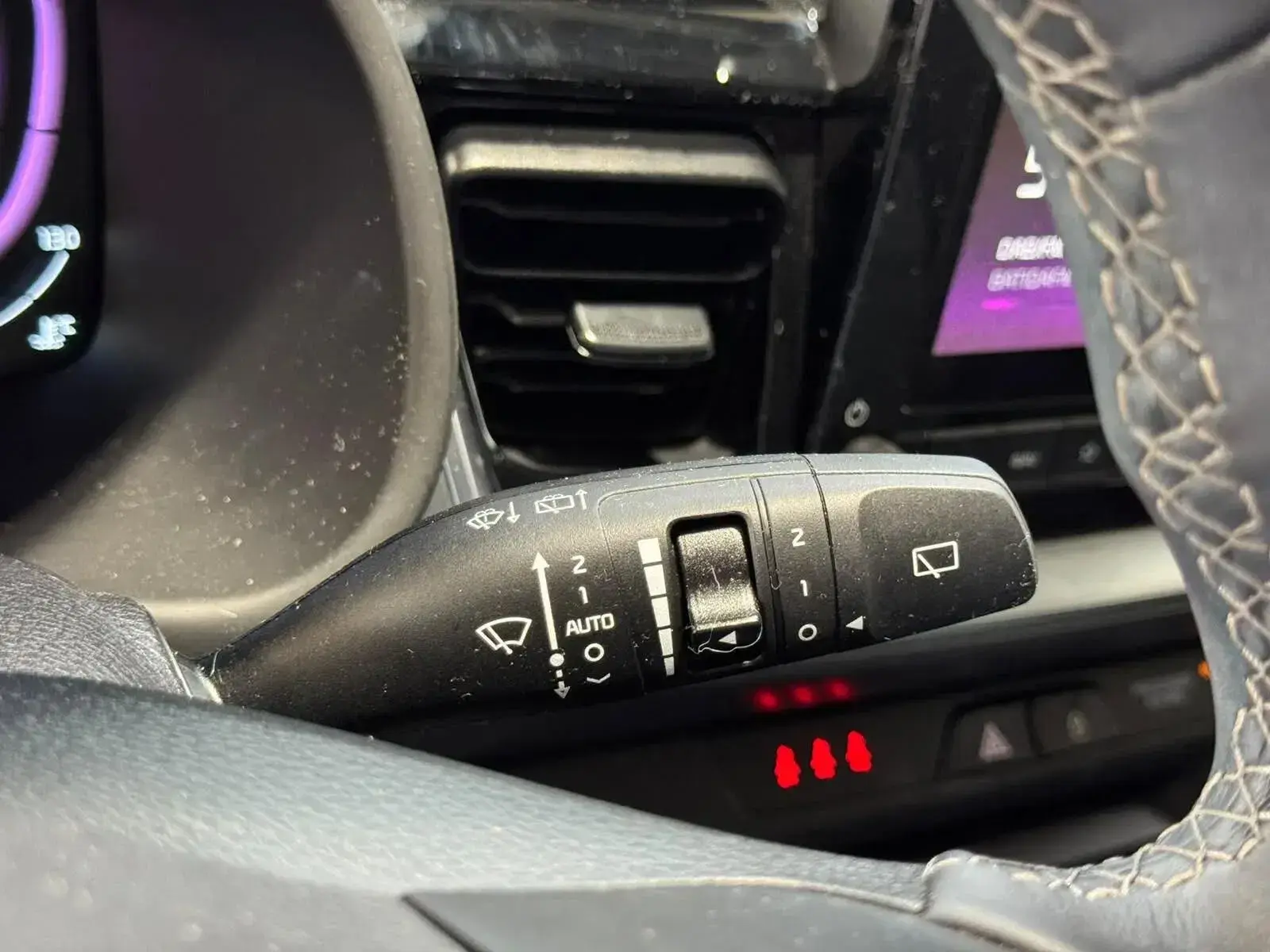 Kia Stonic 1.0 T-GDI Active 7DCT 36
