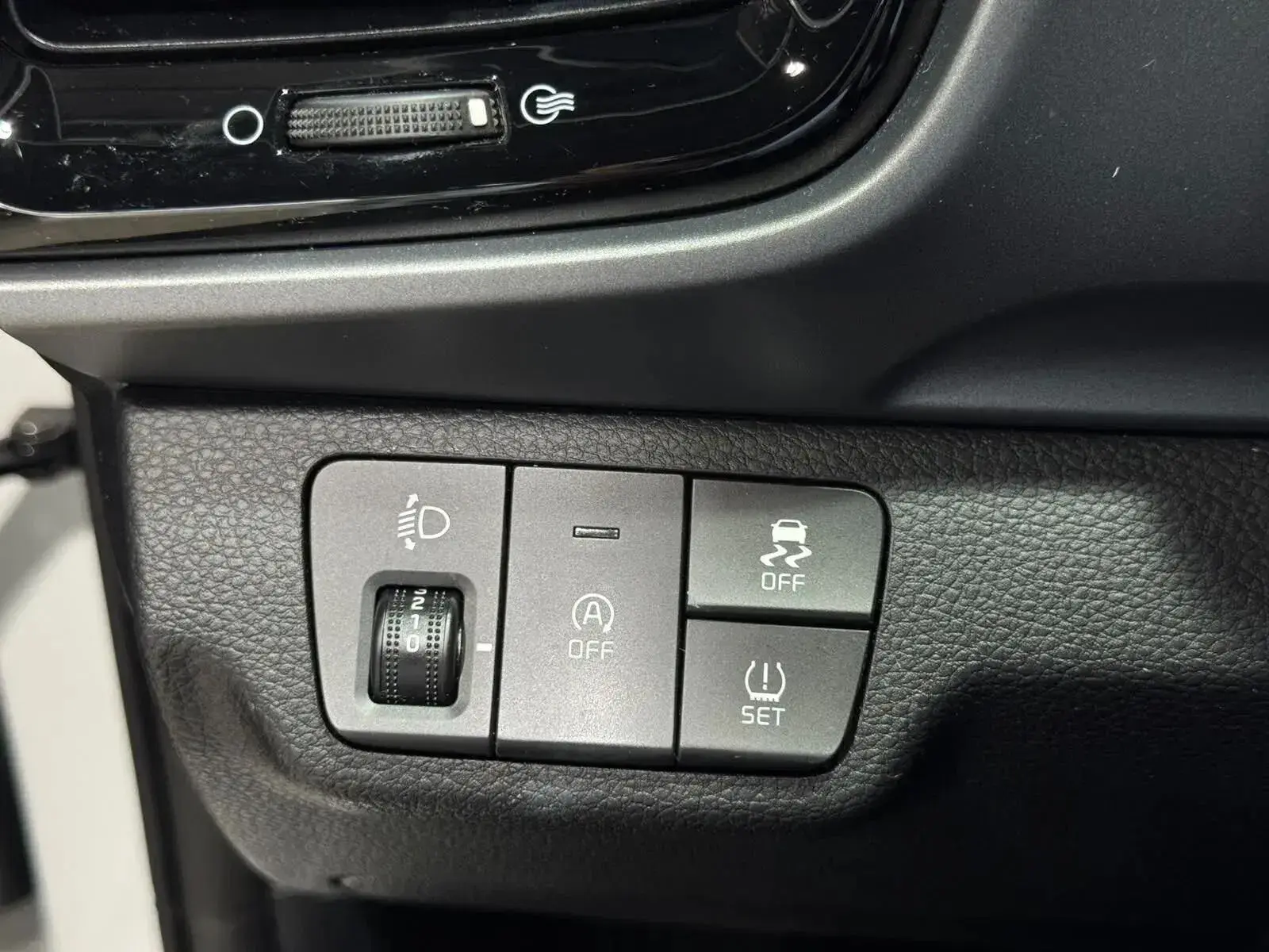 Kia Stonic 1.0 T-GDI Active 7DCT 37