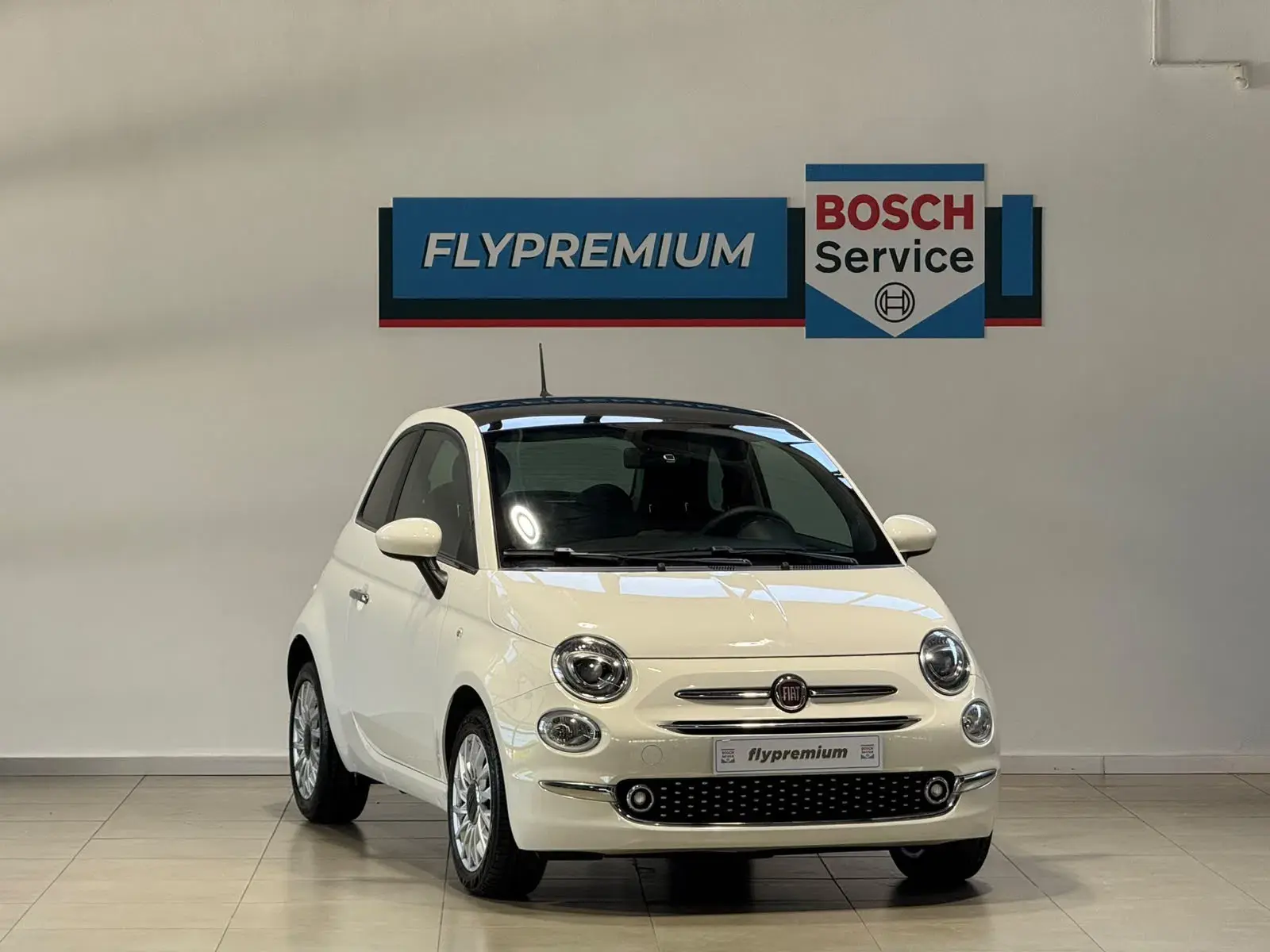 Fiat 500 1.0 Hybrid Lounge 1