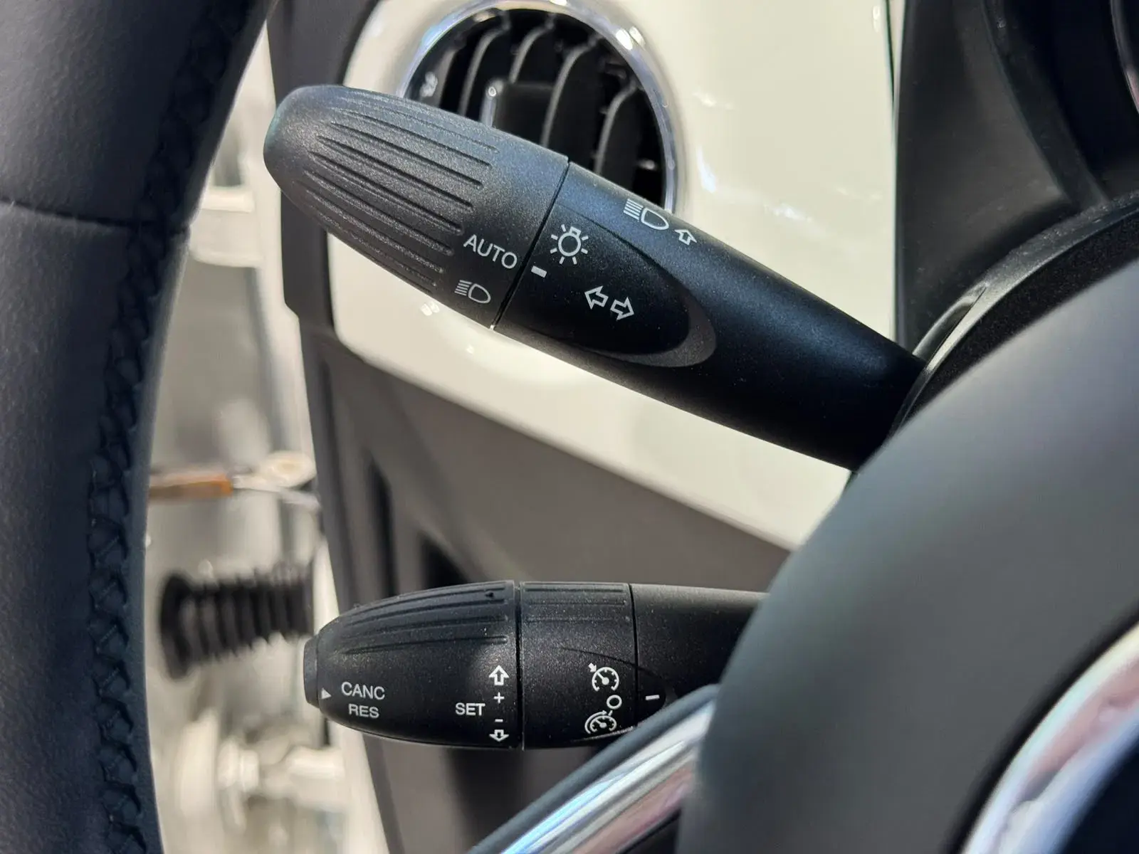 Fiat 500 1.0 Hybrid Lounge 3