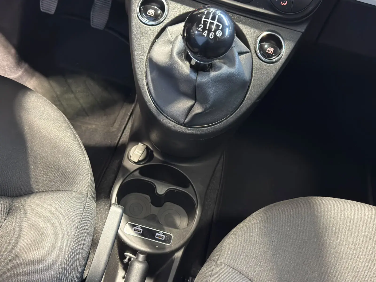 Fiat 500 1.0 Hybrid Lounge 13