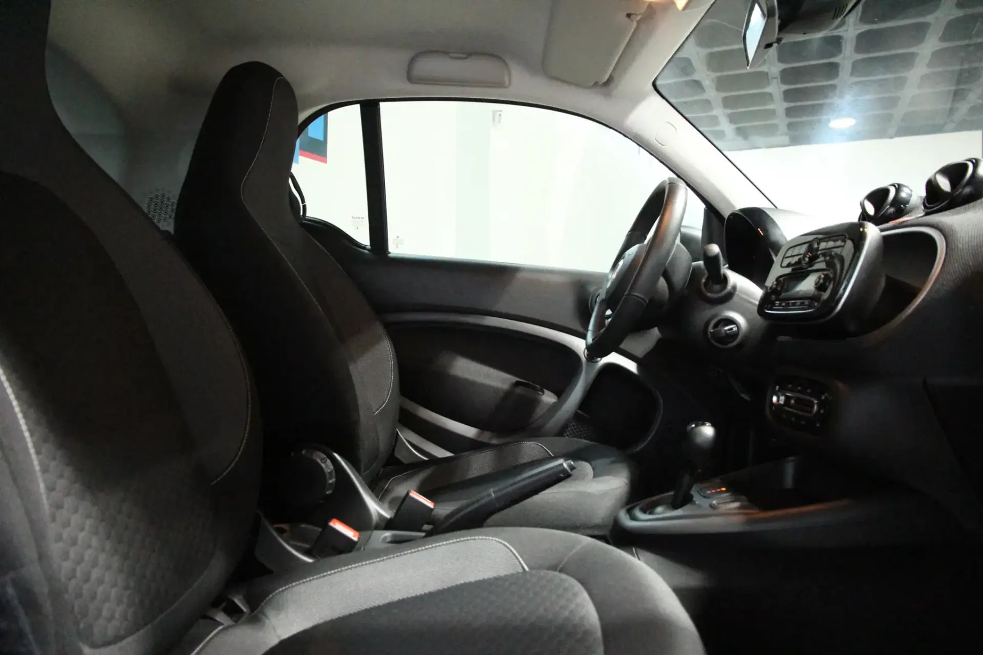 Smart ForTwo Coupé EQ passion 16