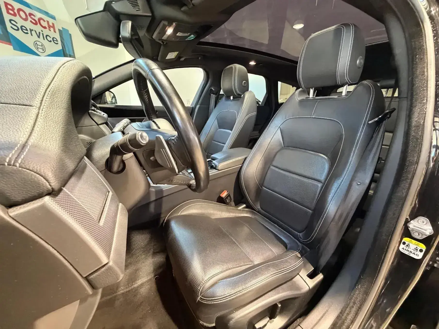Jaguar XF Sportbrake 2.0 D R-Sport Aut. 36