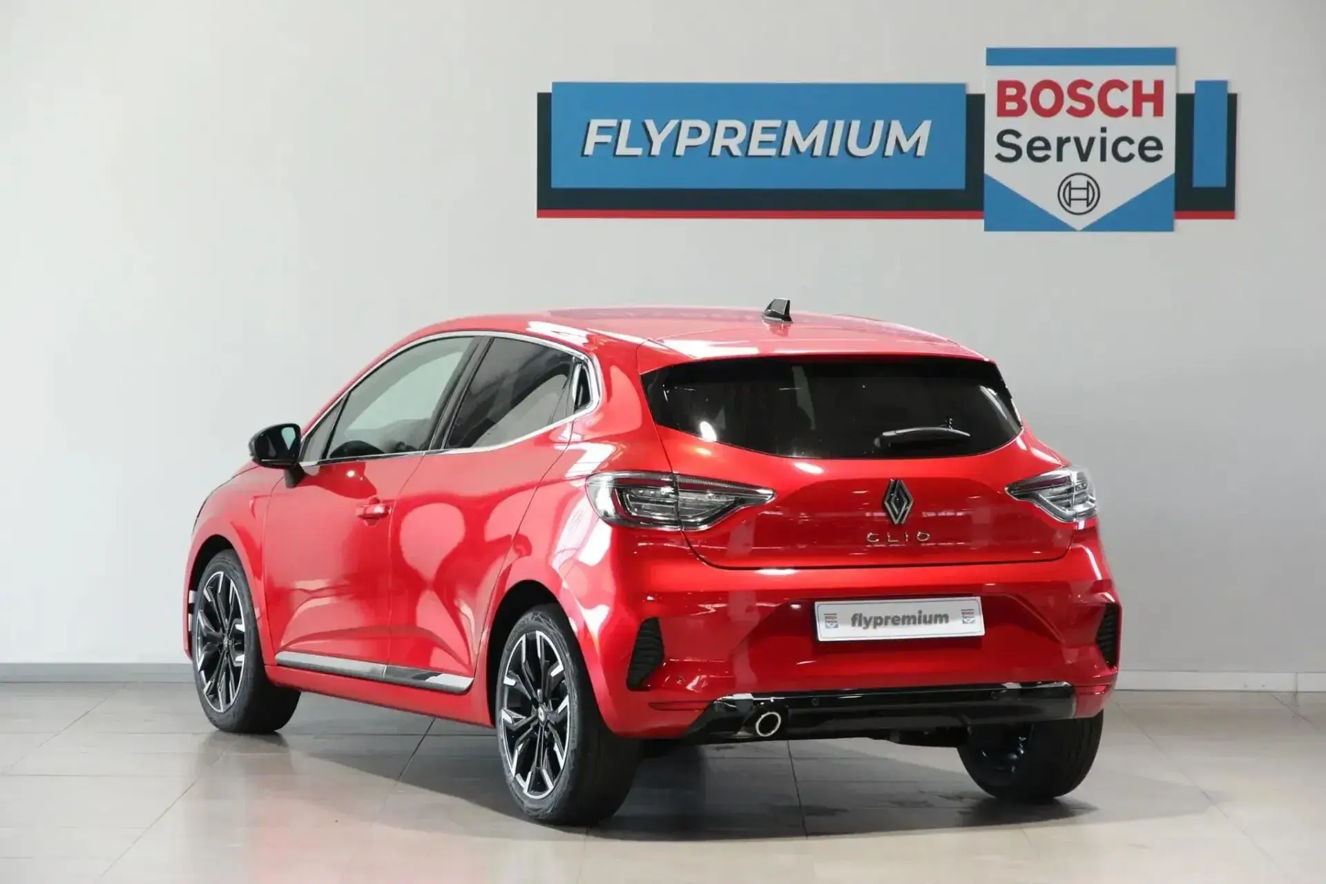Renault Clio 1.0 TCe Techno Bi-Fuel 16