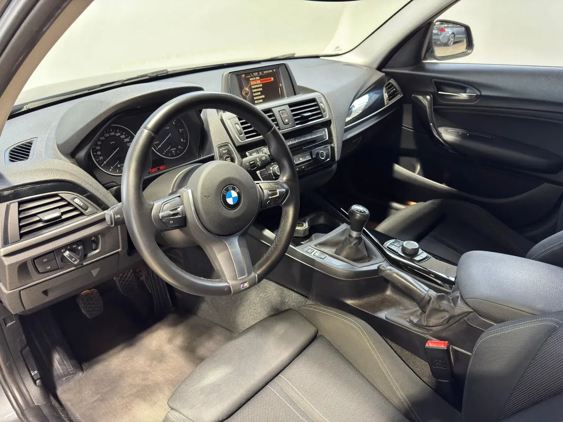 BMW 116 d EDynamics Line Sport 7
