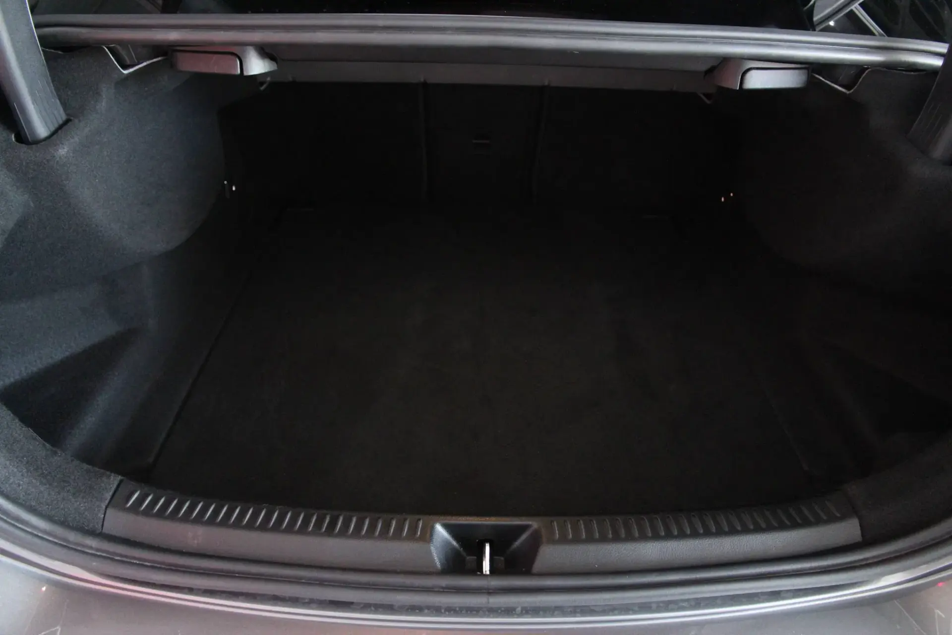 Mercedes-Benz A 35 AMG 4Matic Speedshift DCT 7G 26