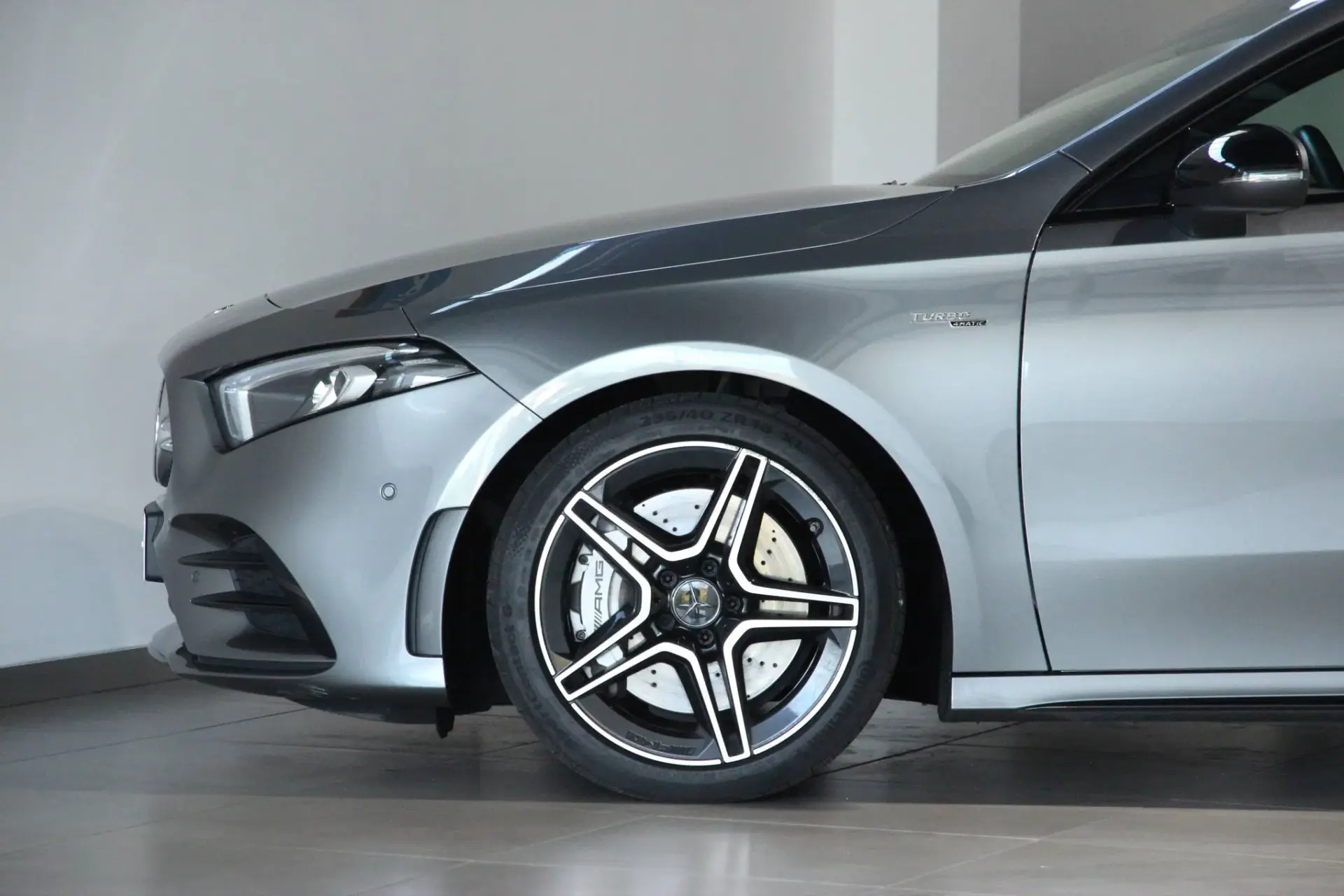 Mercedes-Benz A 35 AMG 4Matic Speedshift DCT 7G 29