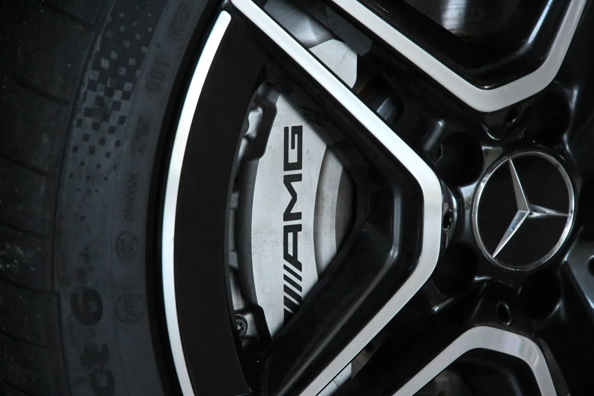 Mercedes-Benz A 35 AMG 4Matic Speedshift DCT 7G 30
