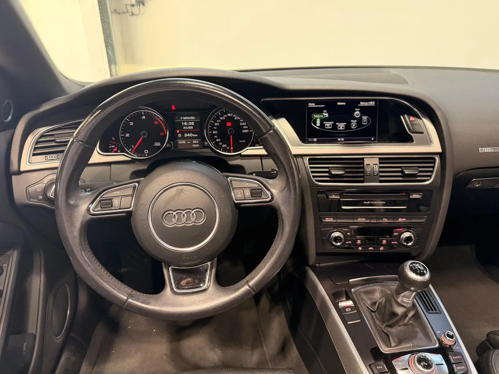 Audi A5 Cabrio 2.0 TDi S-line 3