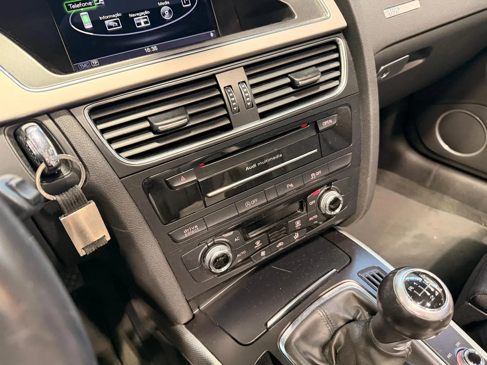 Audi A5 Cabrio 2.0 TDi S-line 8