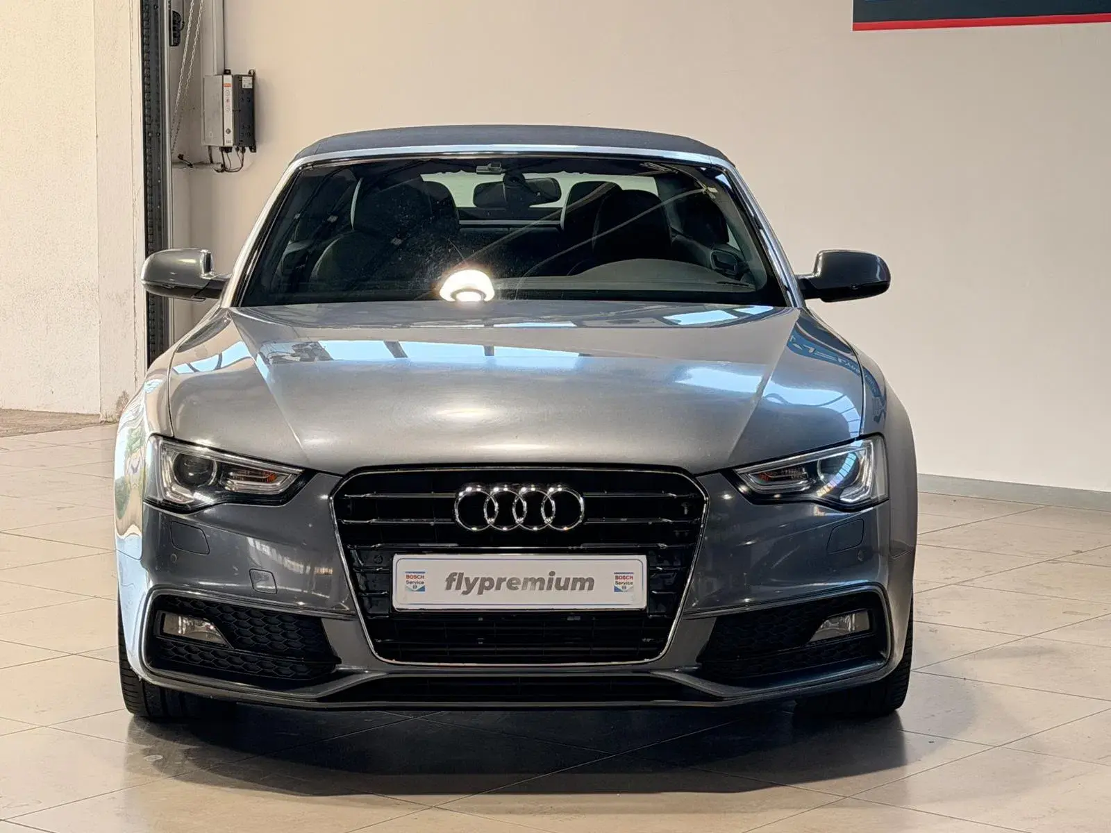 Audi A5 Cabrio 2.0 TDi S-line 12
