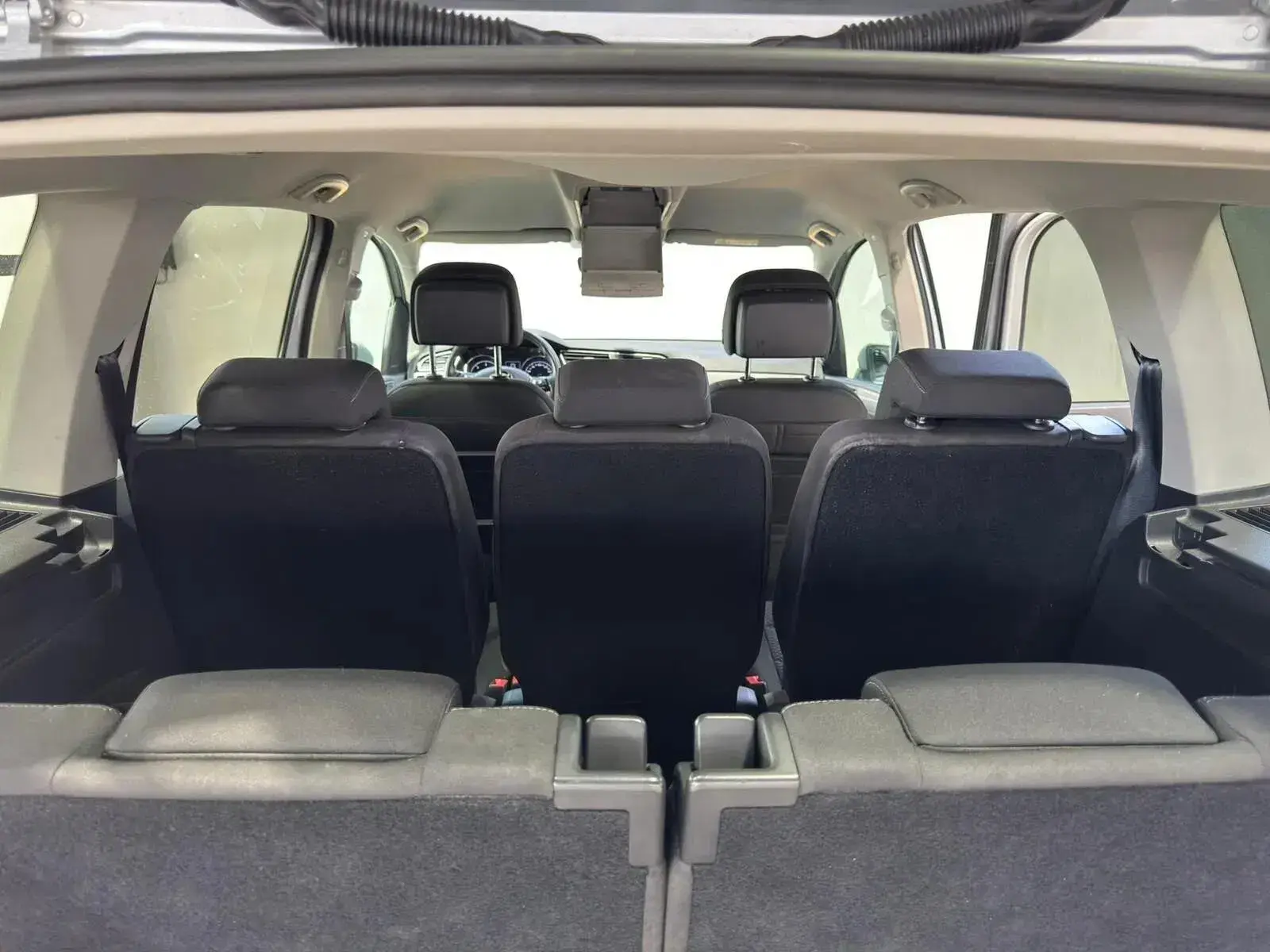 Volkswagen Touran 2.0 TDI Confortline 19