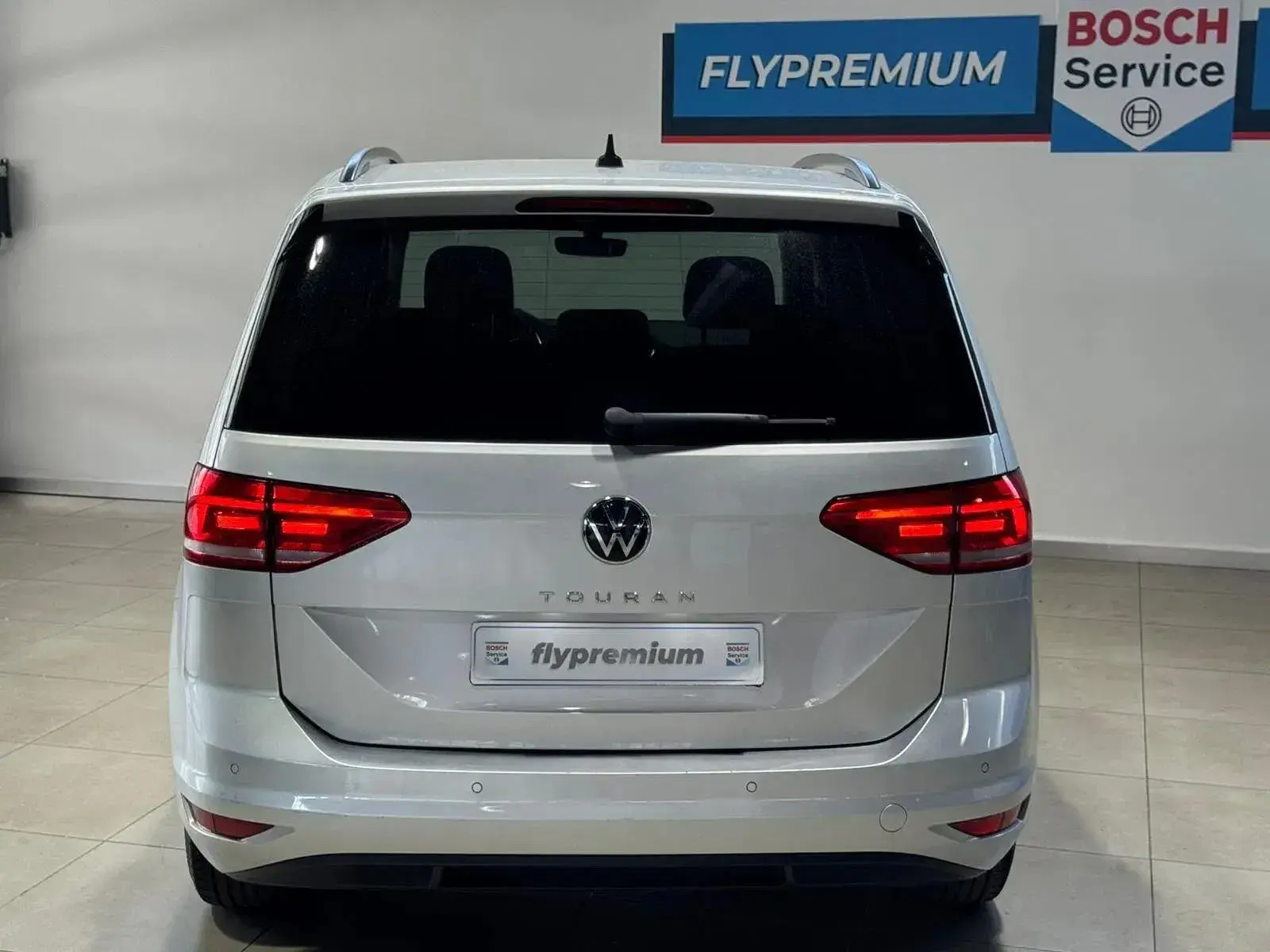 Volkswagen Touran 2.0 TDI Confortline 25