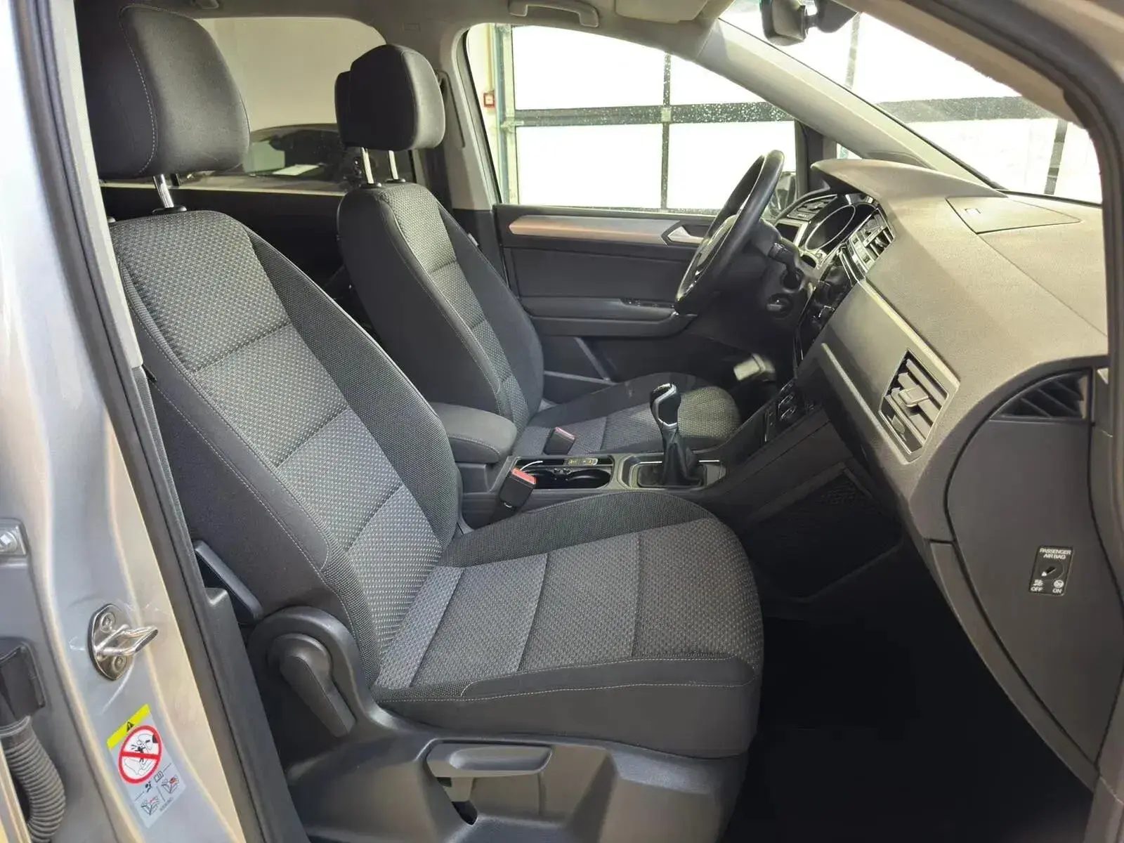 Volkswagen Touran 2.0 TDI Confortline 27