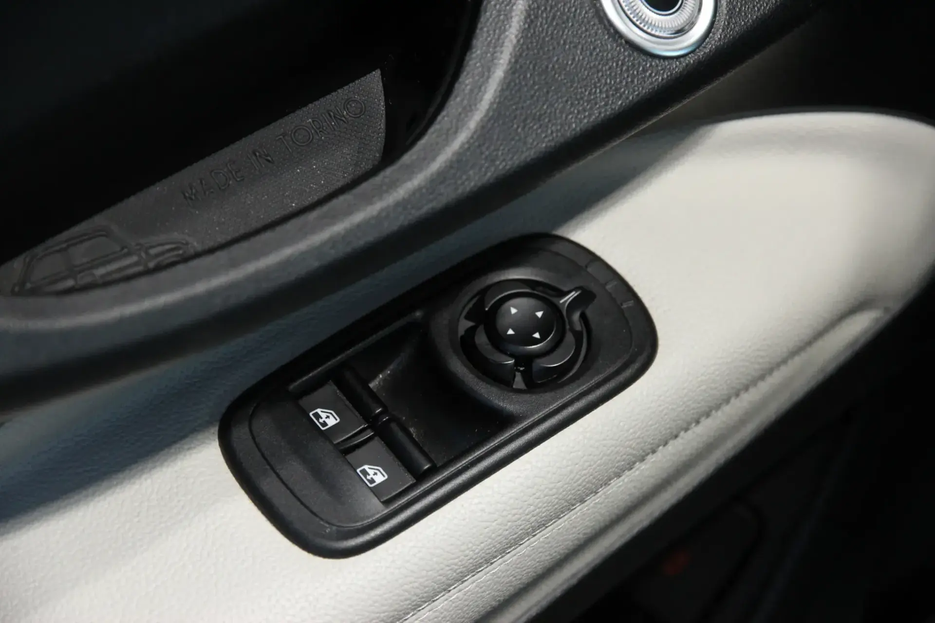 Fiat 500e La Prima 4