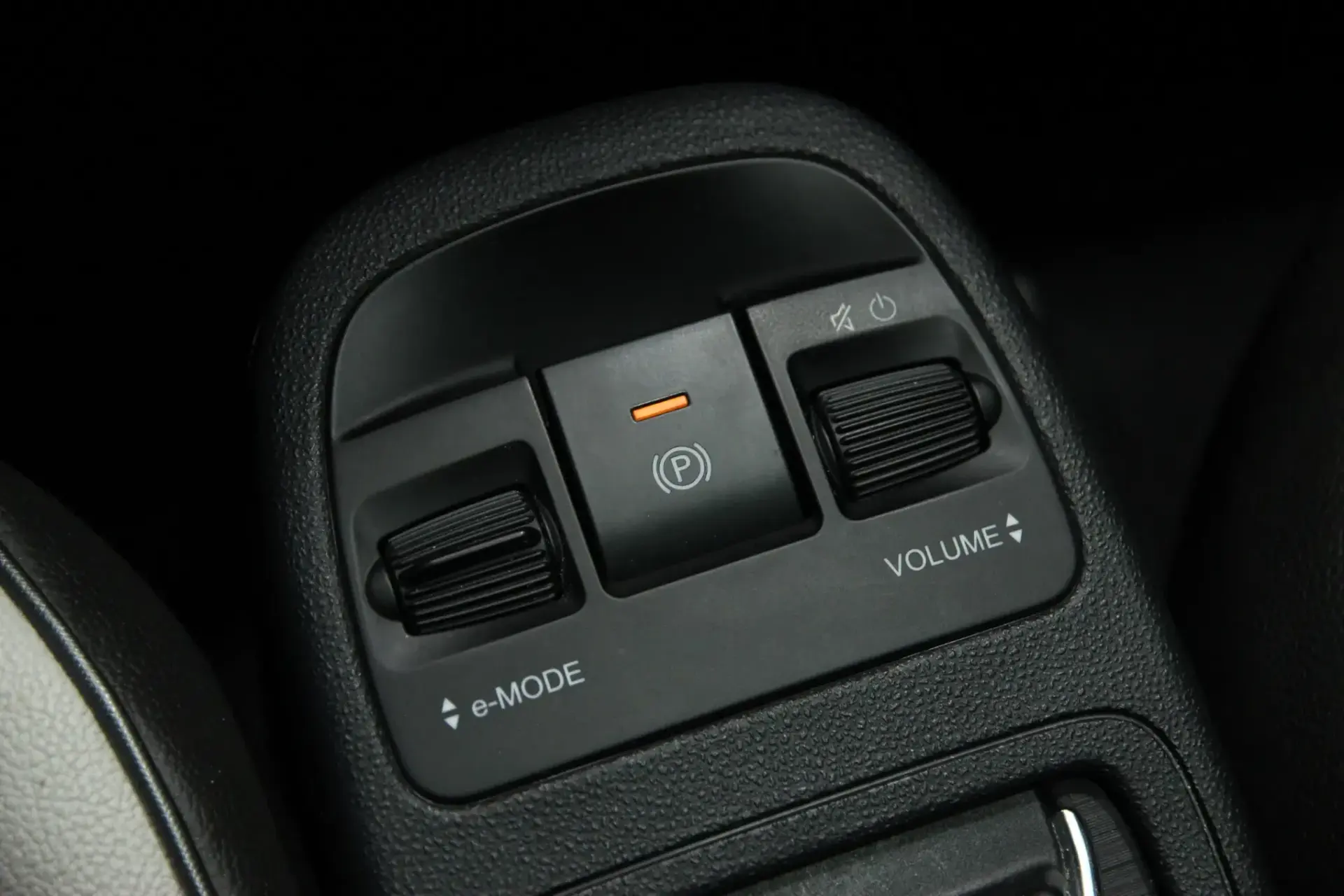 Fiat 500e La Prima 7