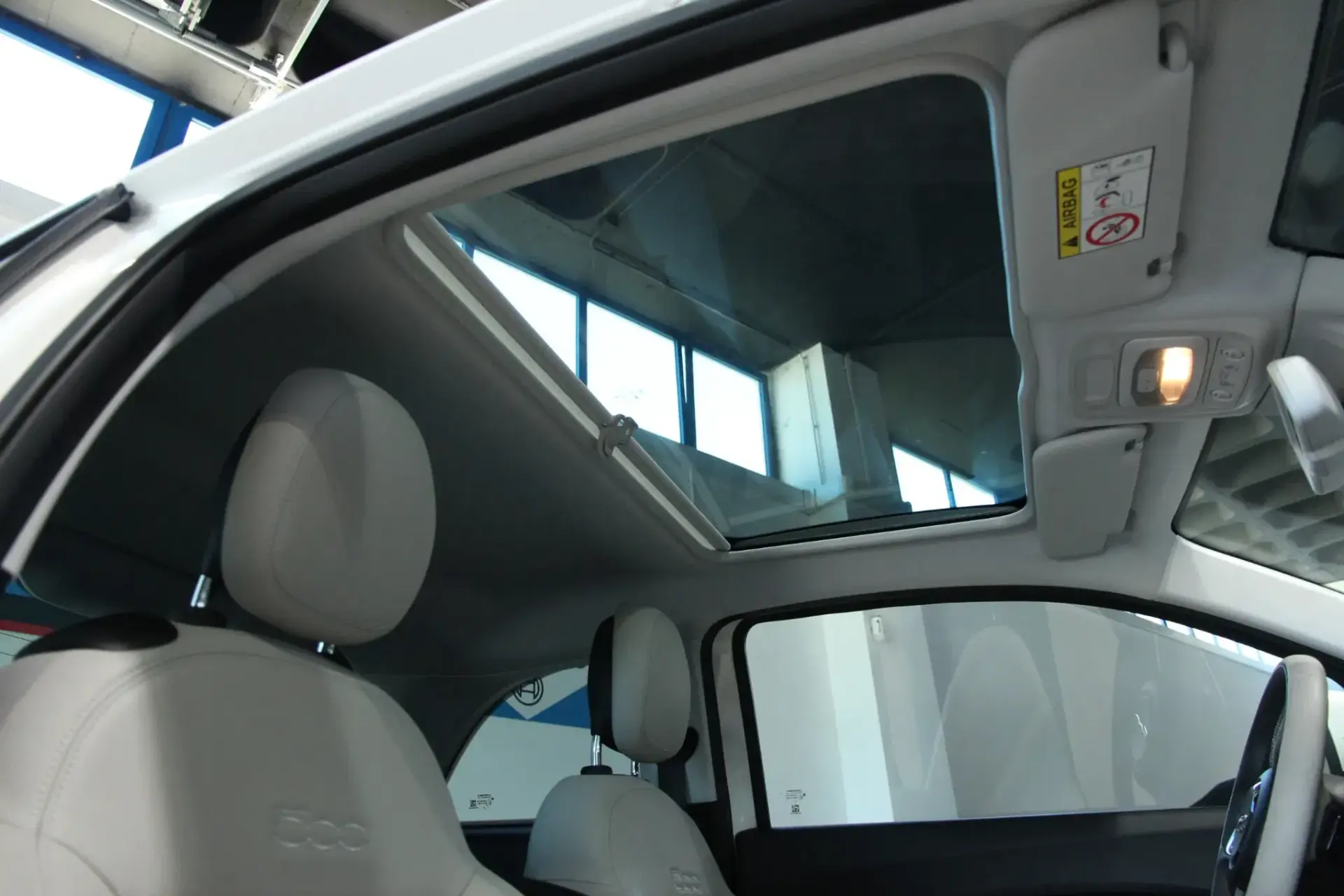 Fiat 500e La Prima 28