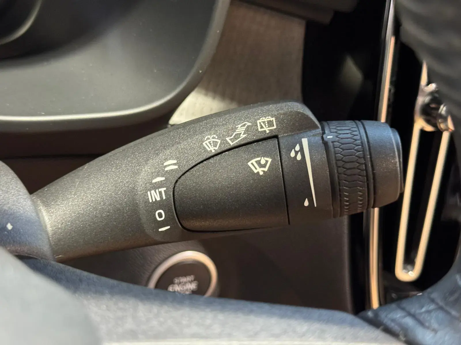 Volvo XC 40 1.5 T5 PHEV Inscription 11