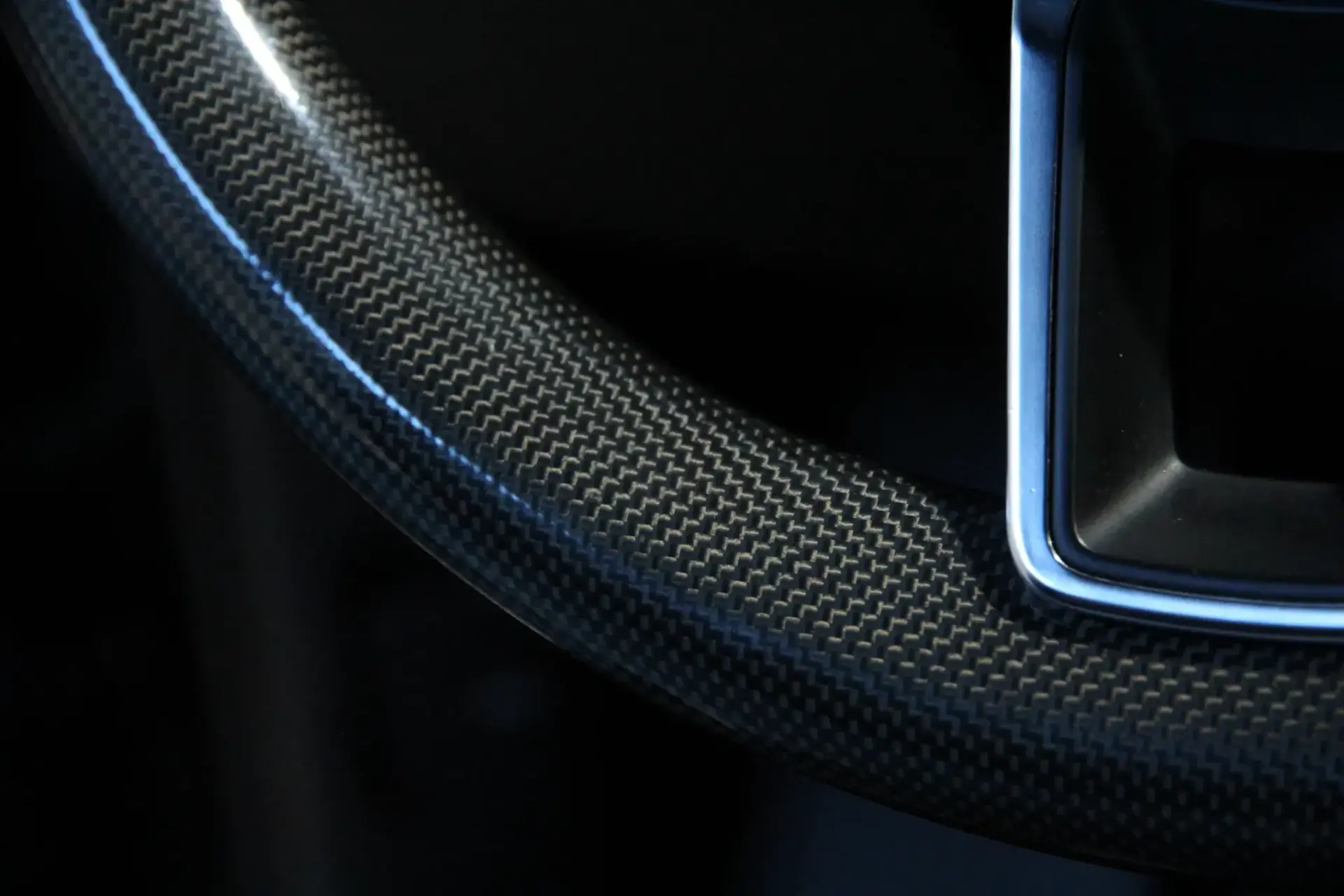 Porsche Cayenne E-Hybrid Platinum Edition 19