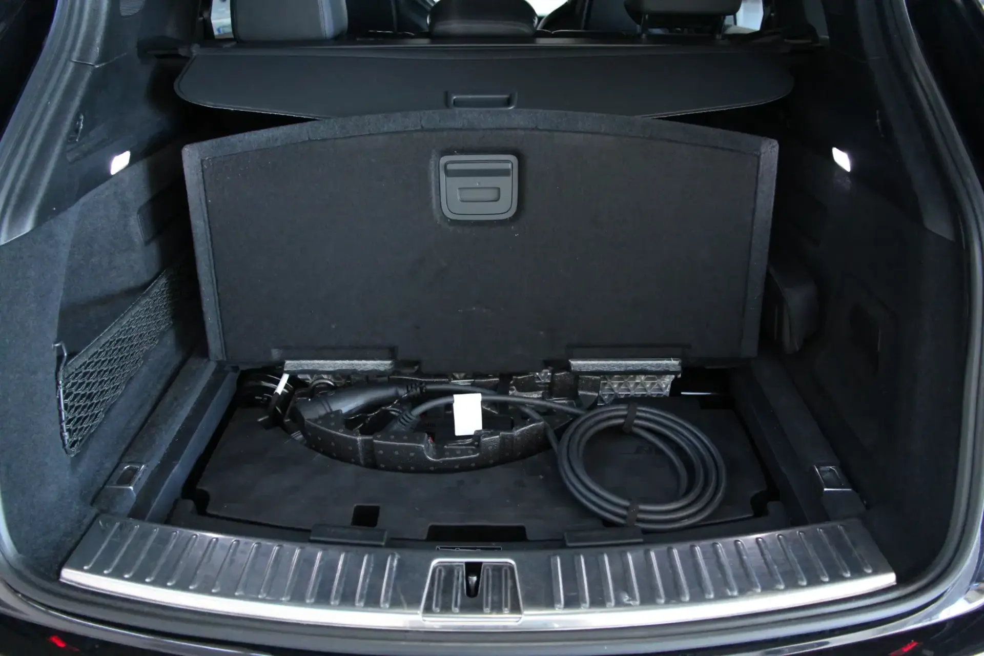 Porsche Cayenne E-Hybrid Platinum Edition 33