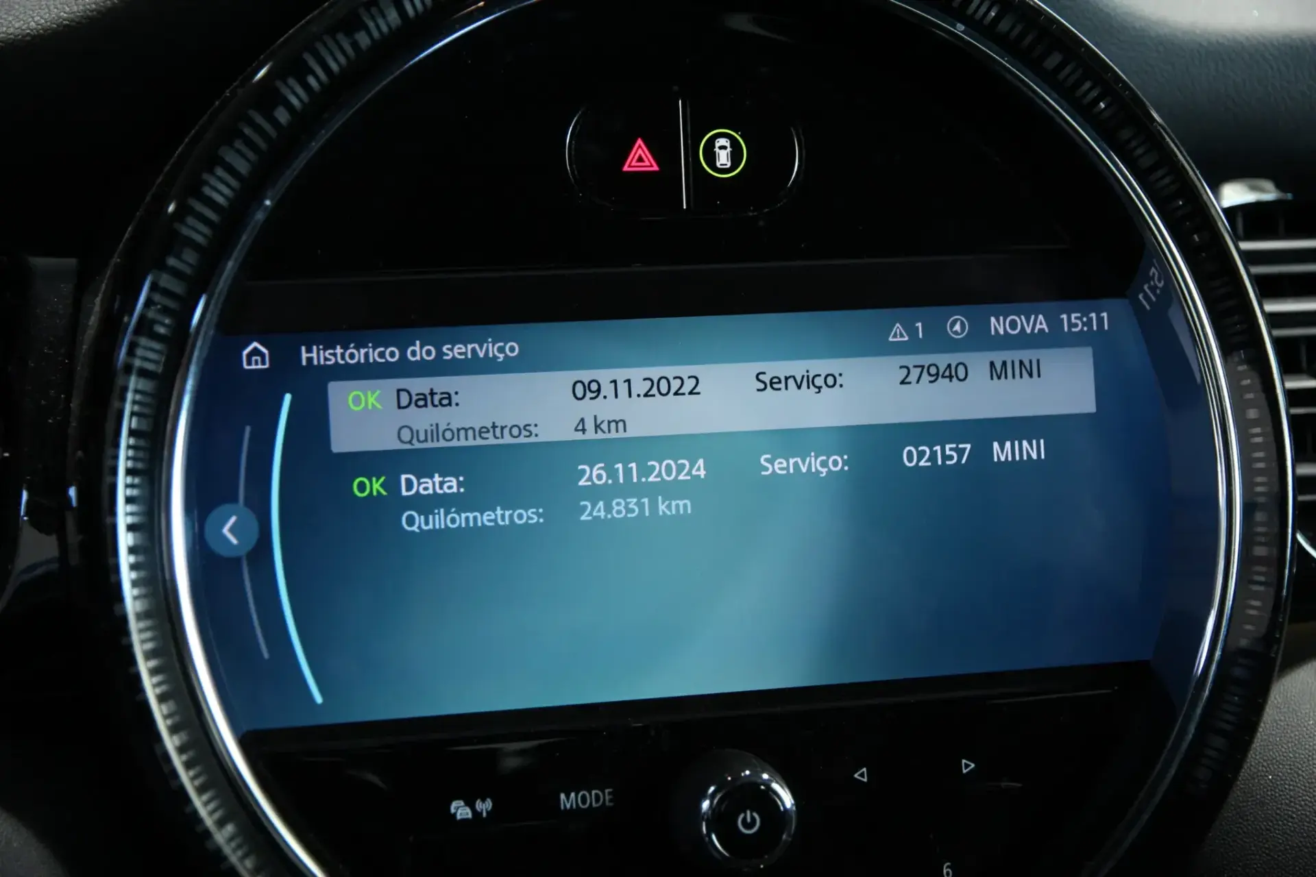 MINI 3 Portas Cooper SE Premium Essential 17