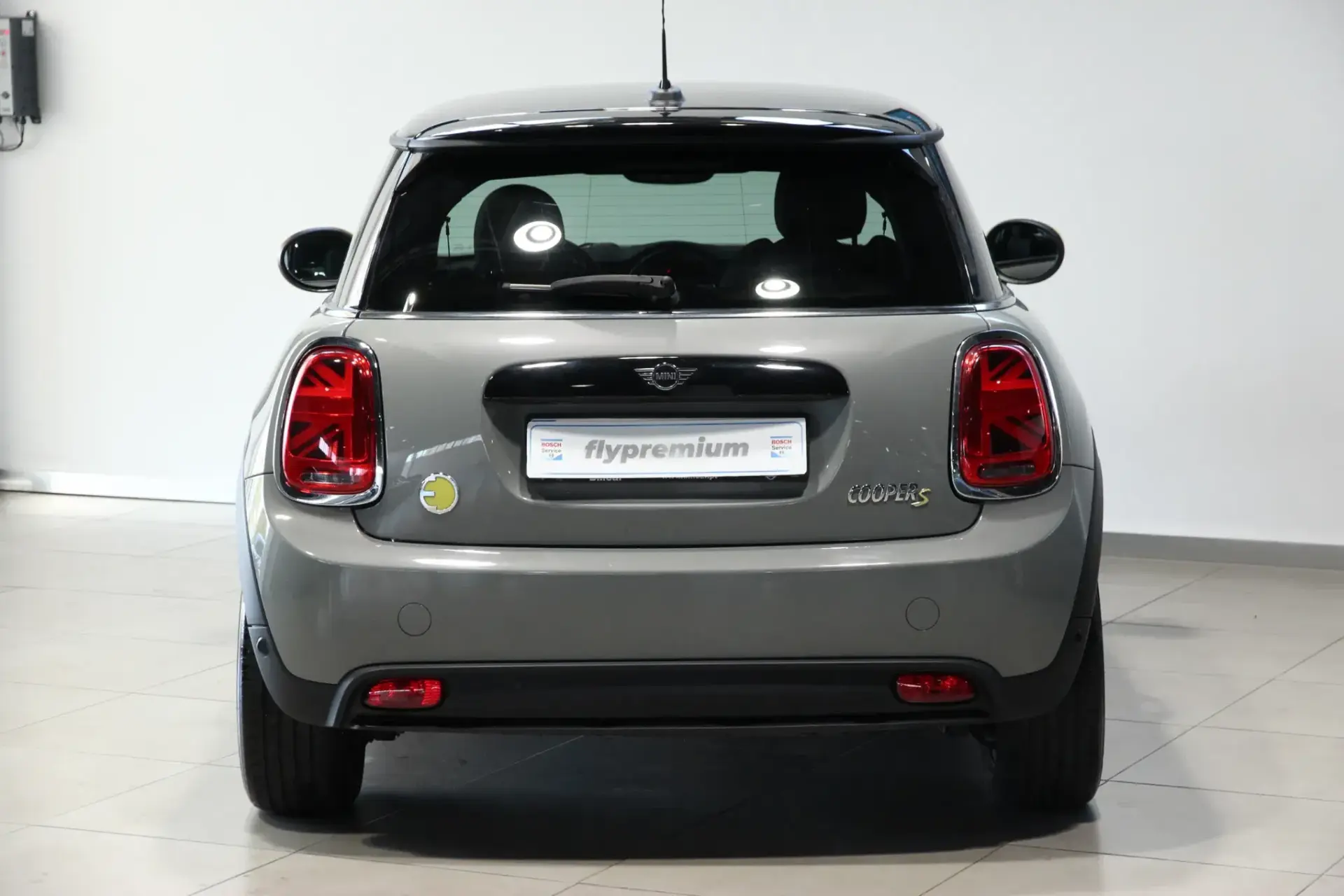 MINI 3 Portas Cooper SE Premium Essential 21