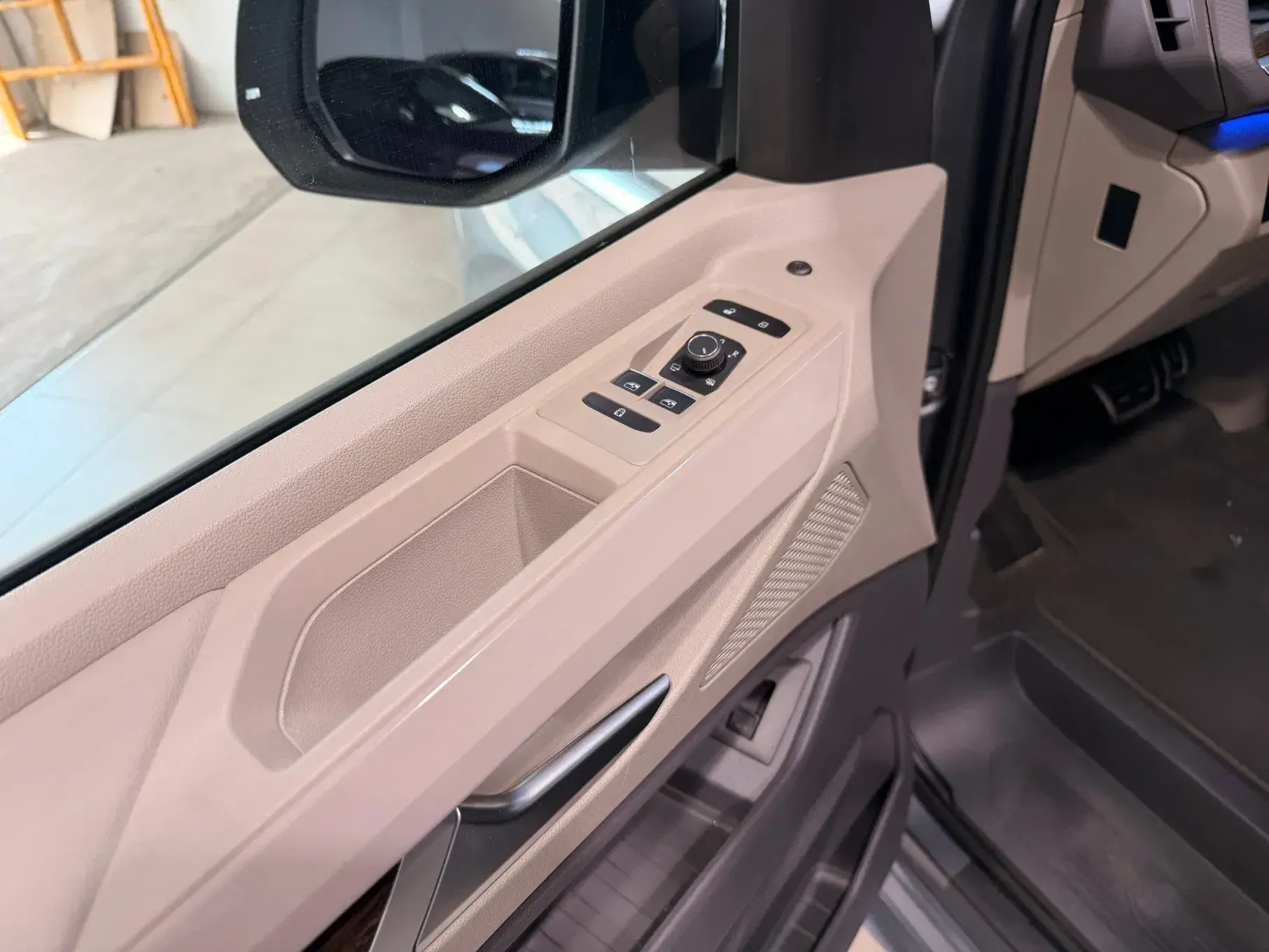 Volkswagen Multivan 2.0 TDI Style DSG 22