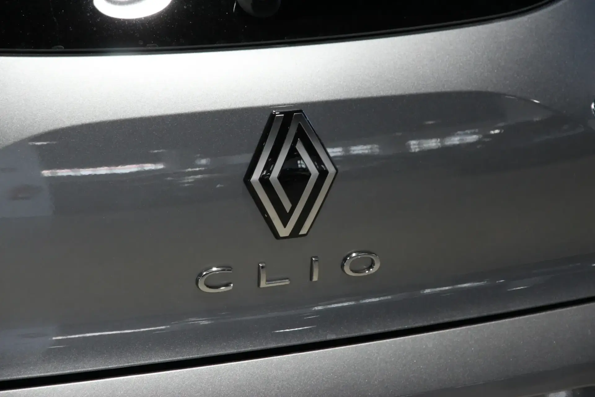 Renault Clio 1.0 TCe Evolution Bi-Fuel 18