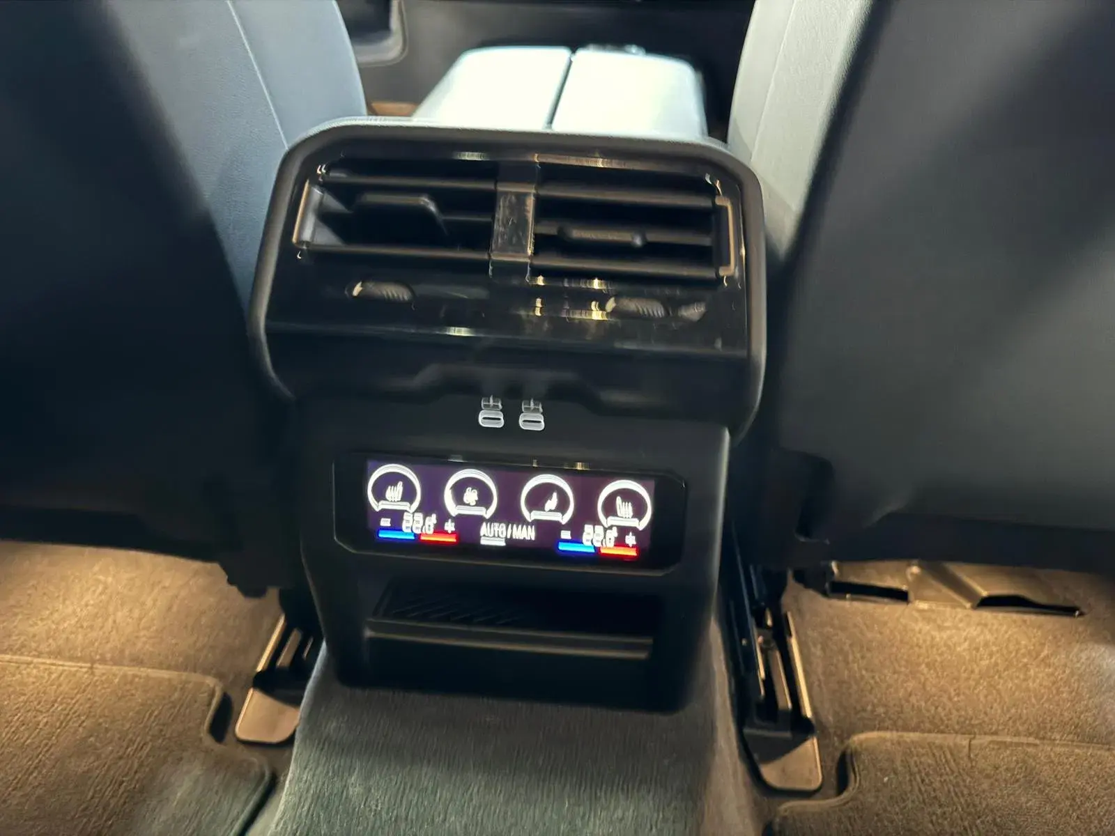 BMW i5 eDrive40 Edição Desportiva M 37