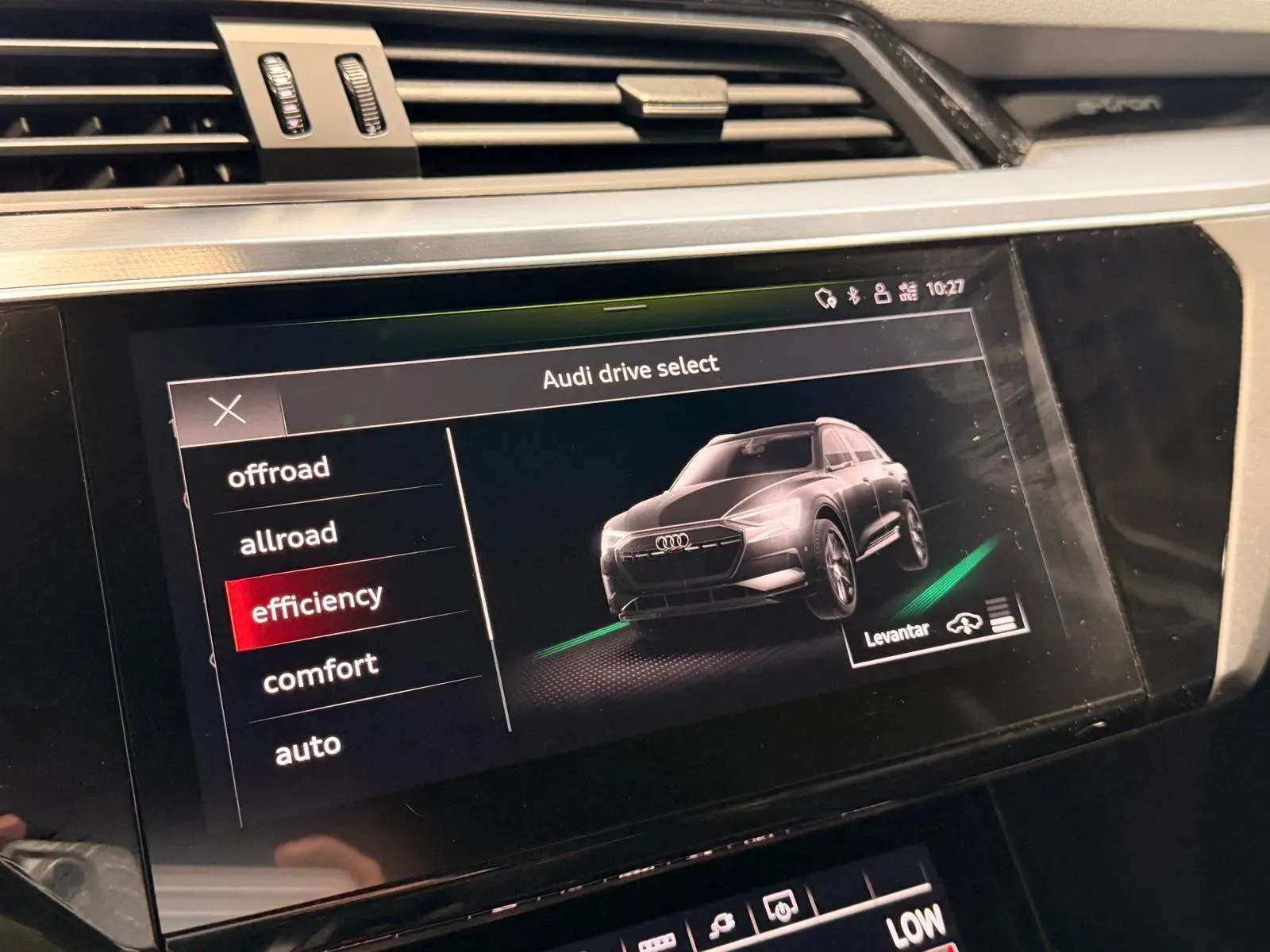 Audi e-tron 55 quattro S line 19