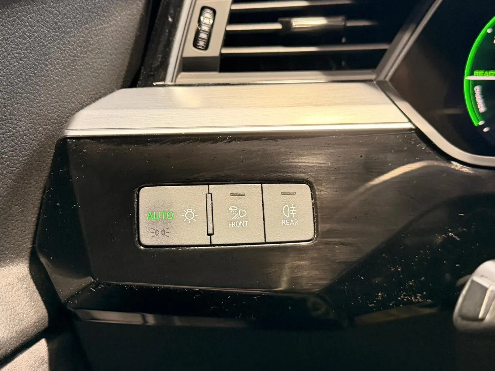 Audi e-tron 55 quattro S line 32