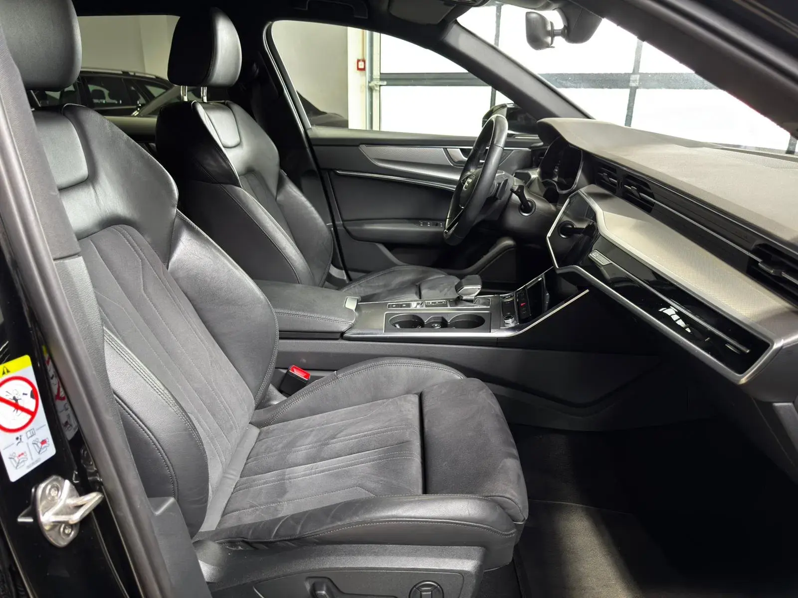 Audi A6 Avant 40 TDI Design S tronic 2