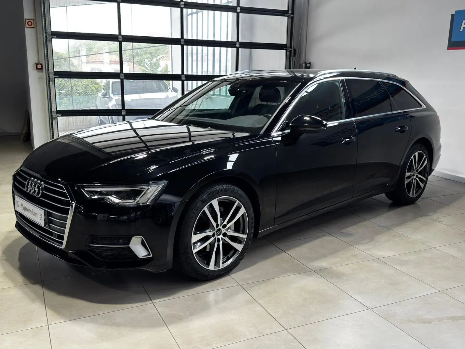 Audi A6 Avant 40 TDI Design S tronic 12