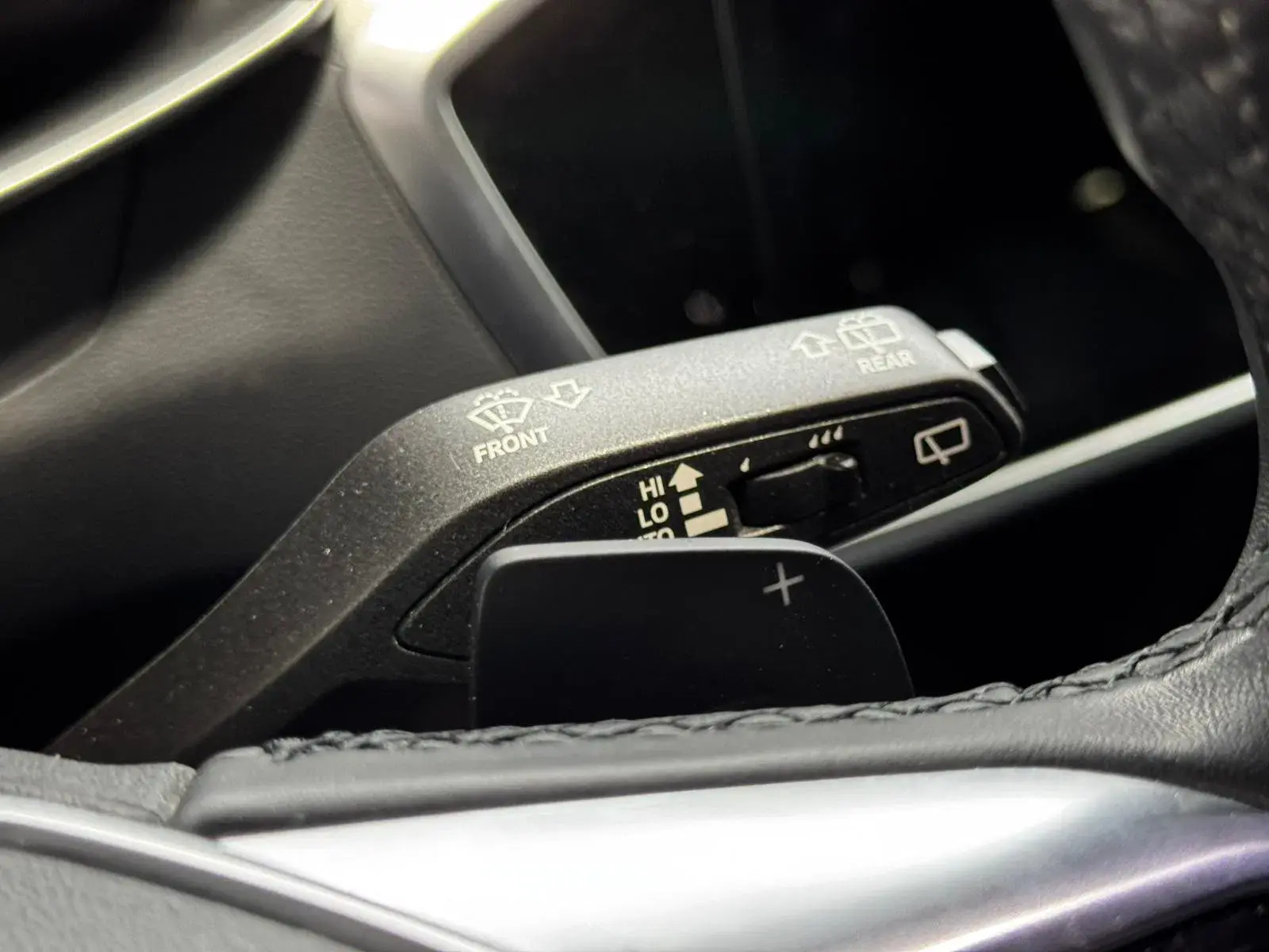 Audi A6 Avant 40 TDI Design S tronic 16