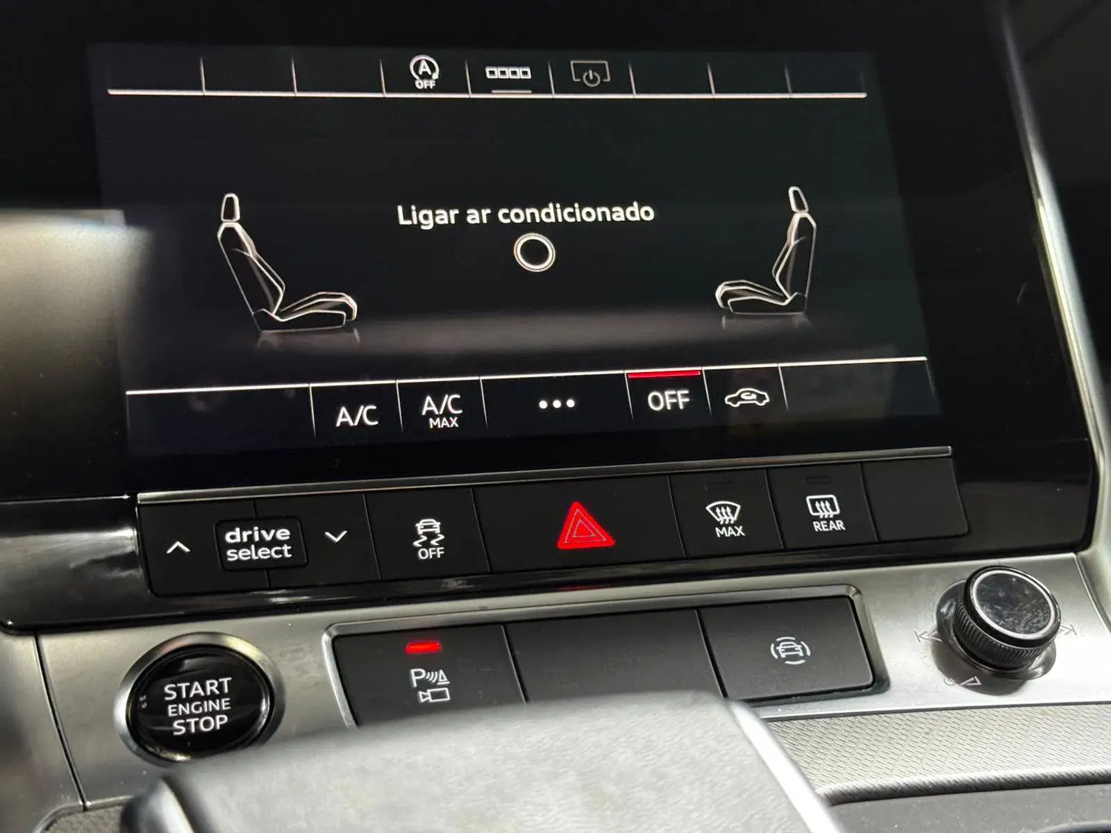 Audi A6 Avant 40 TDI Design S tronic 26
