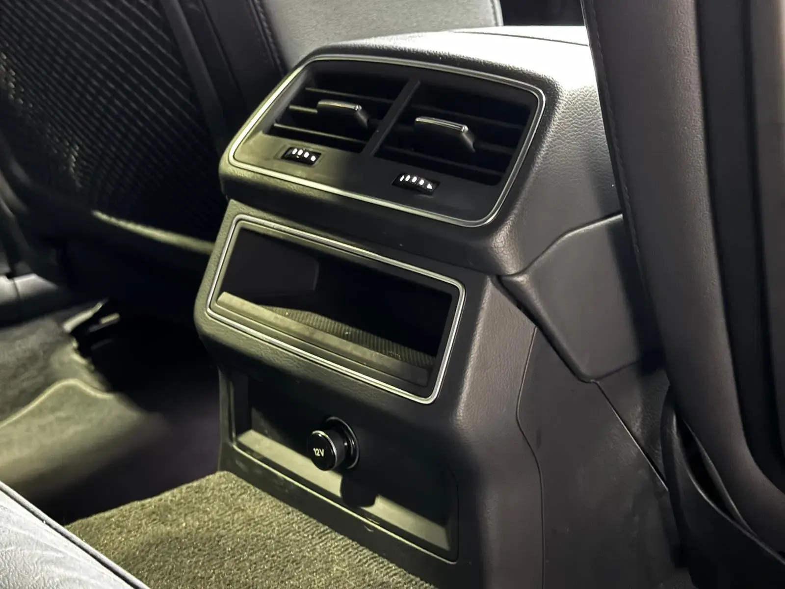 Audi A6 Avant 40 TDI Design S tronic 28