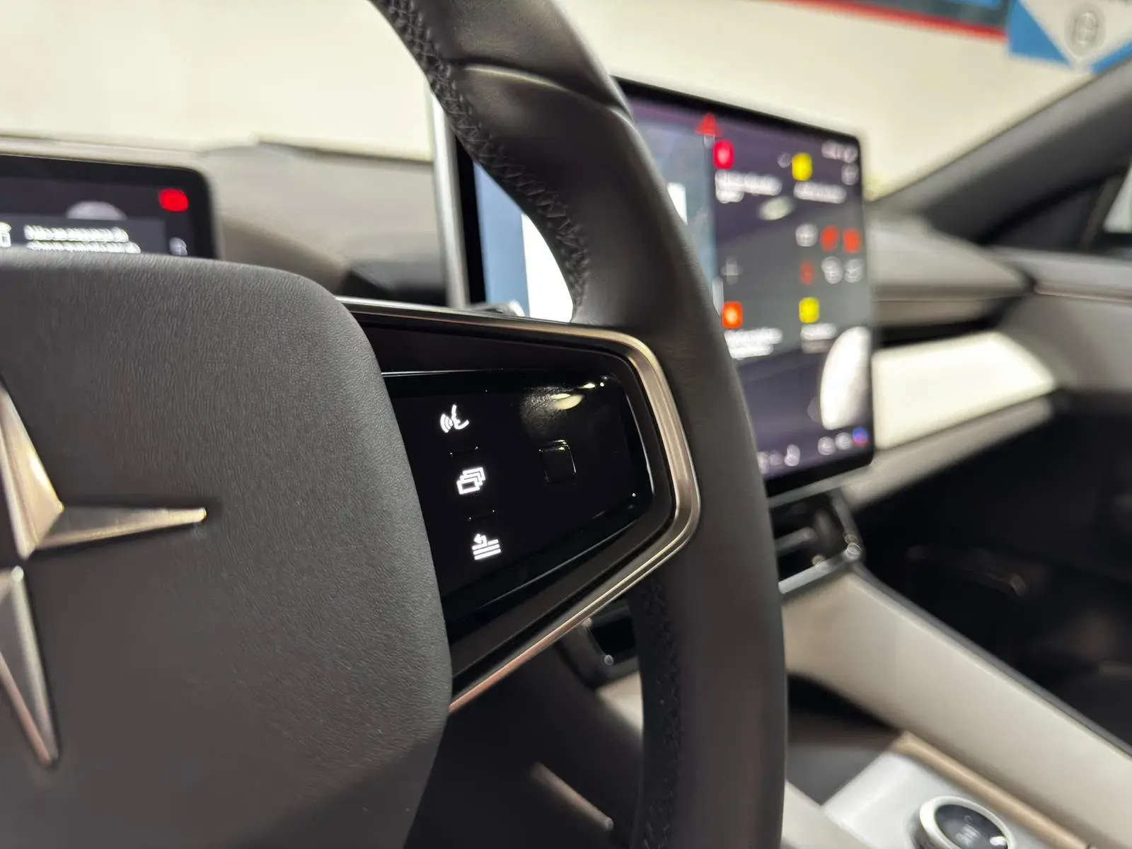 Polestar 4 Long Range 100 kWh Single Motor Plus 15