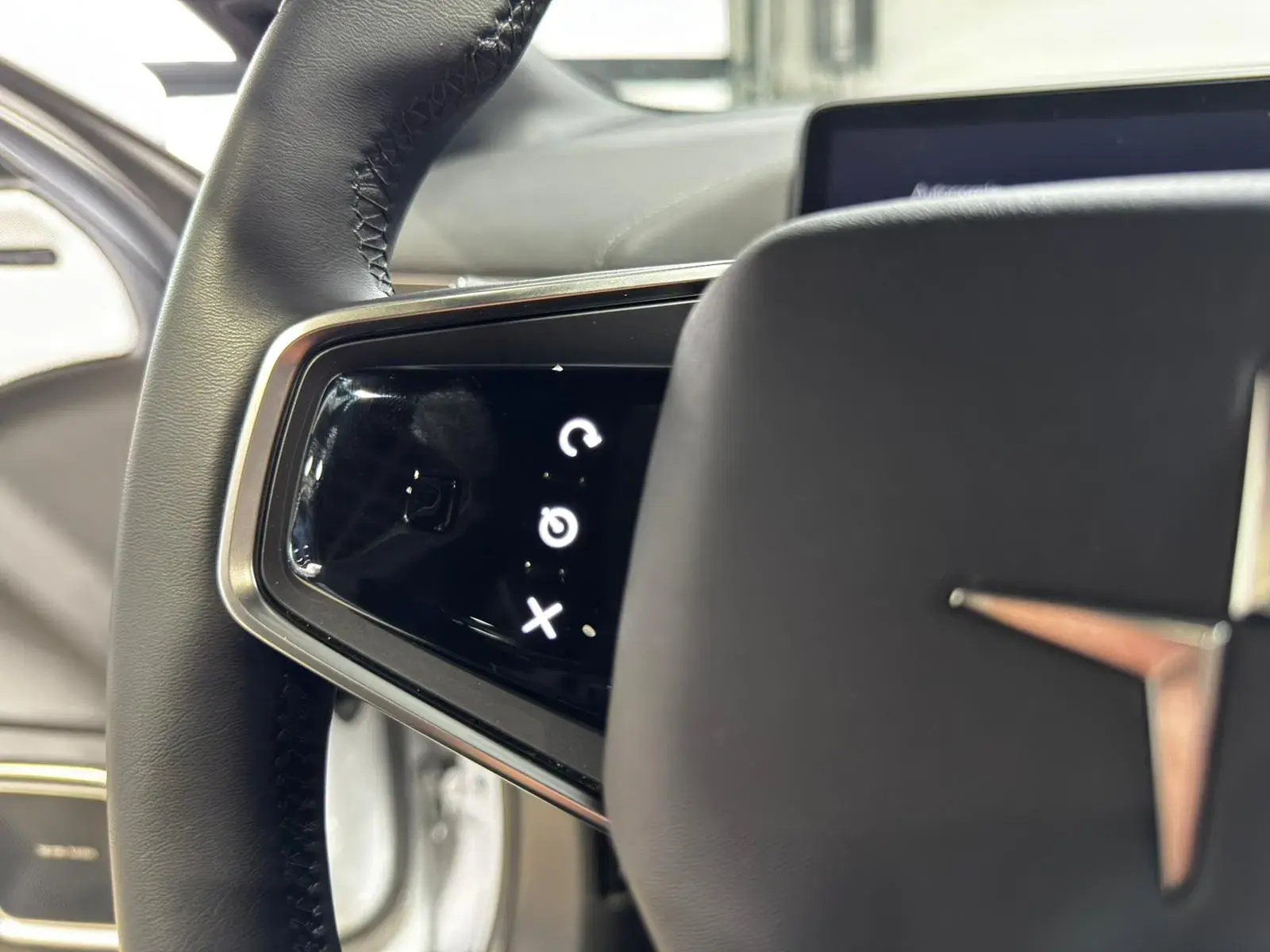 Polestar 4 Long Range 100 kWh Single Motor Plus 14