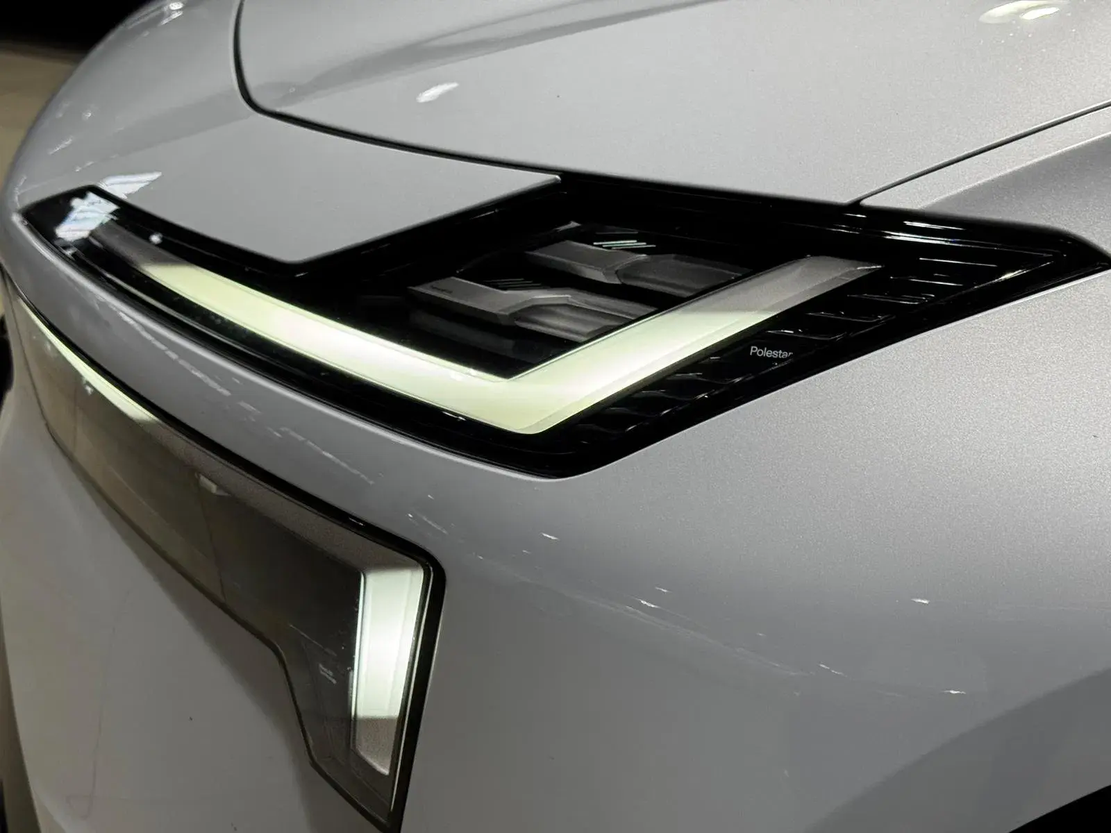 Polestar 4 Long Range 100 kWh Single Motor Plus 37