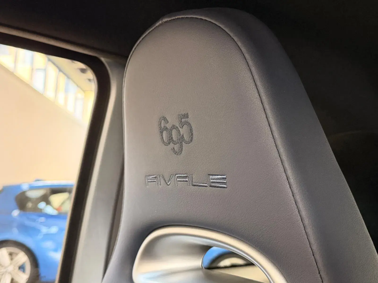 Abarth 695 1.4 T-Jet Rivale MTA 25